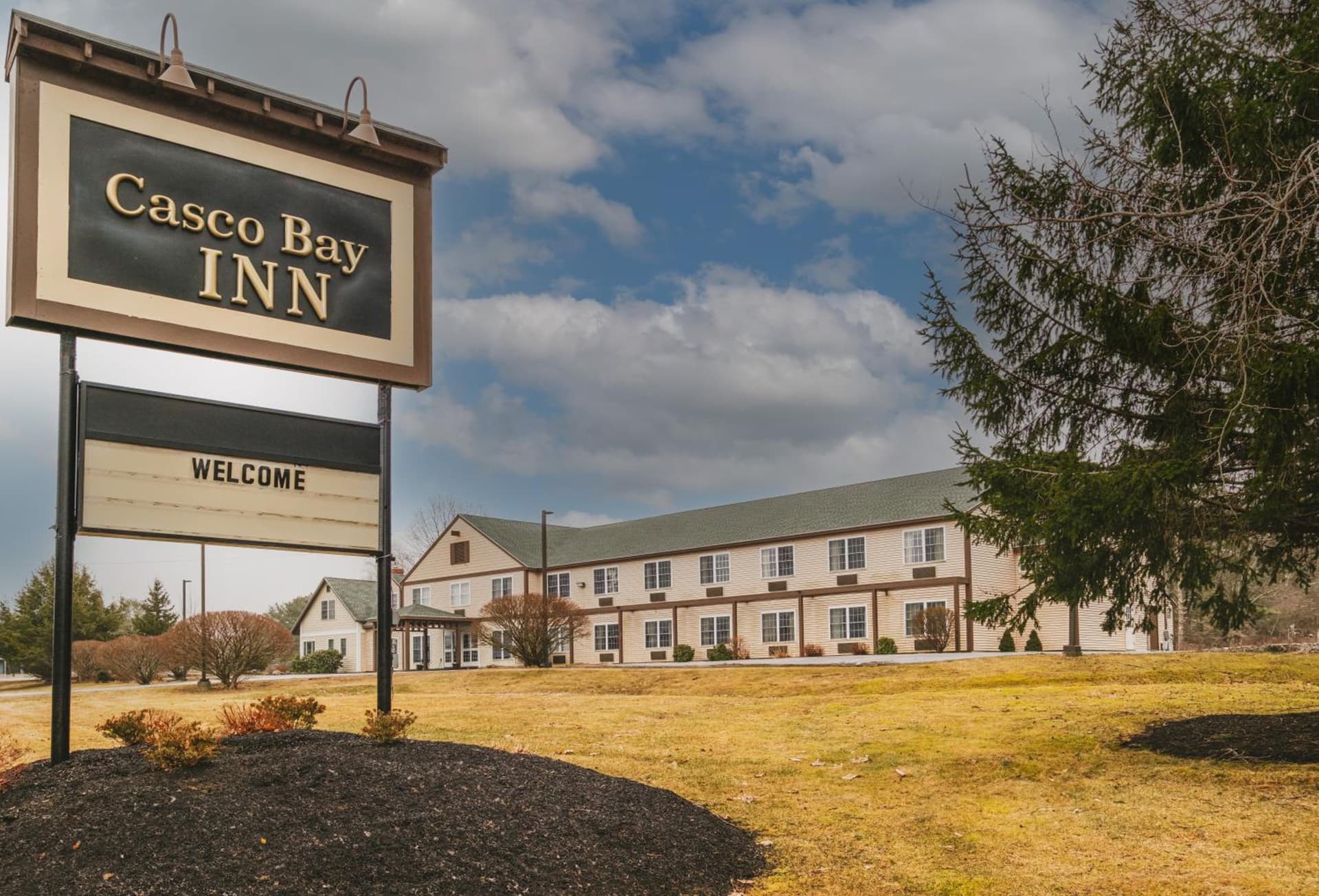Casco Bay Inn — hotel in Freeport, Illinois