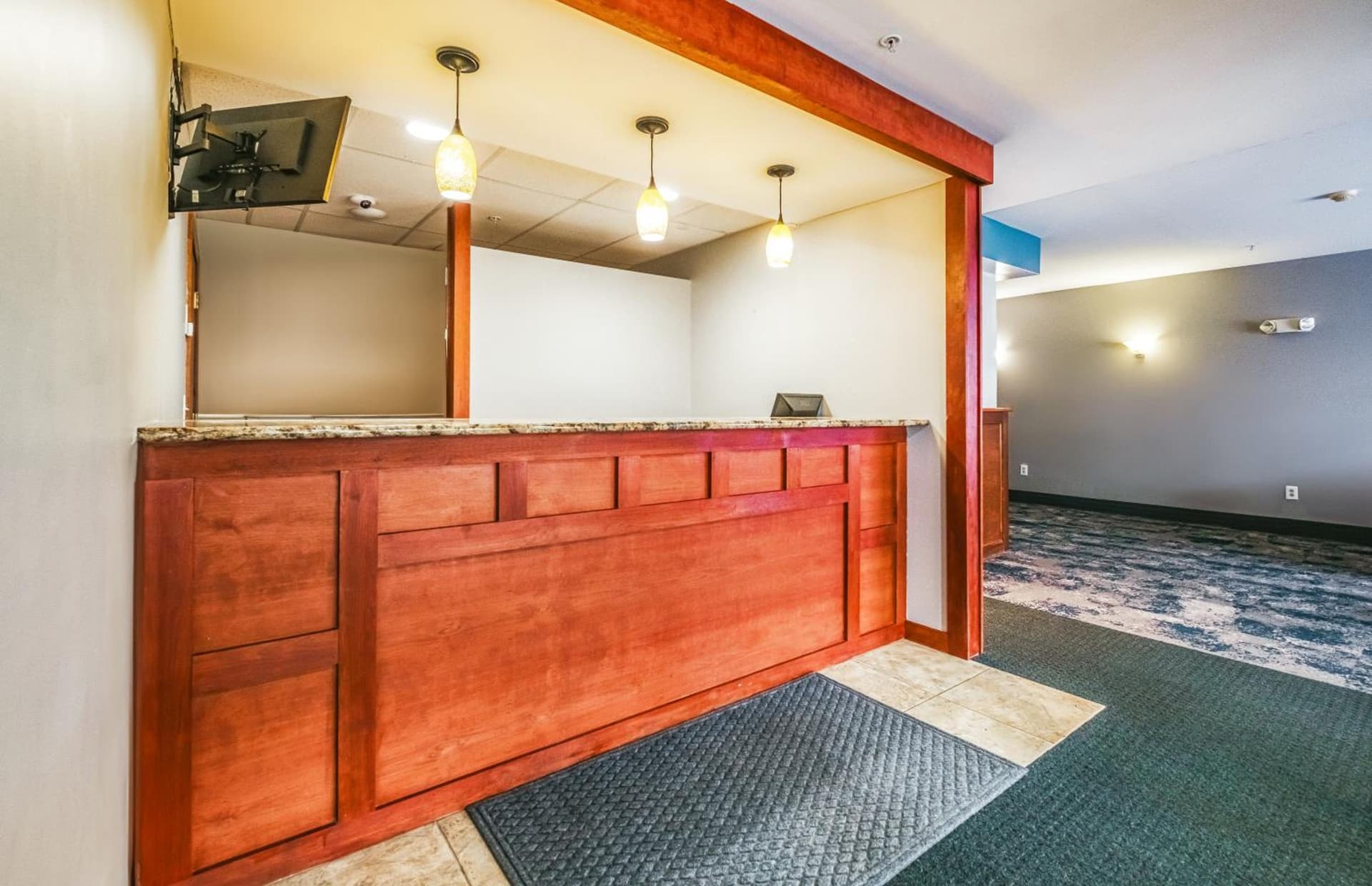 Casco Bay Inn property views in Freeport — gallery photo 3