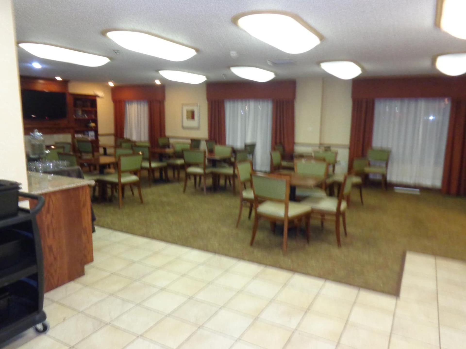 Country Inn & Suites by Radisson Bismarck Waterpark gallery photo in Bismarck, ND — image 5