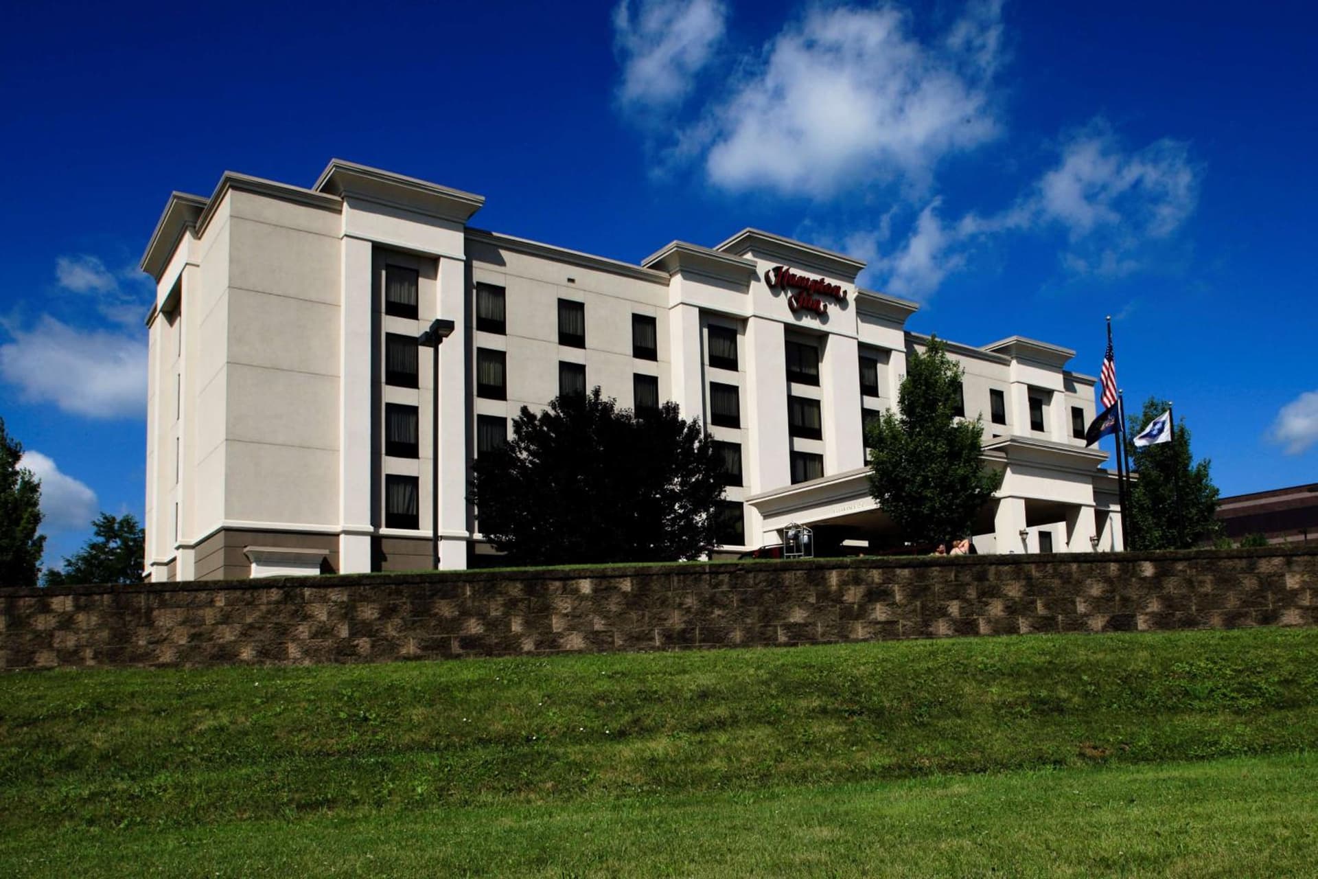 Hampton Inn Easton featured exterior or lobby in Easton, PA — similar hotel