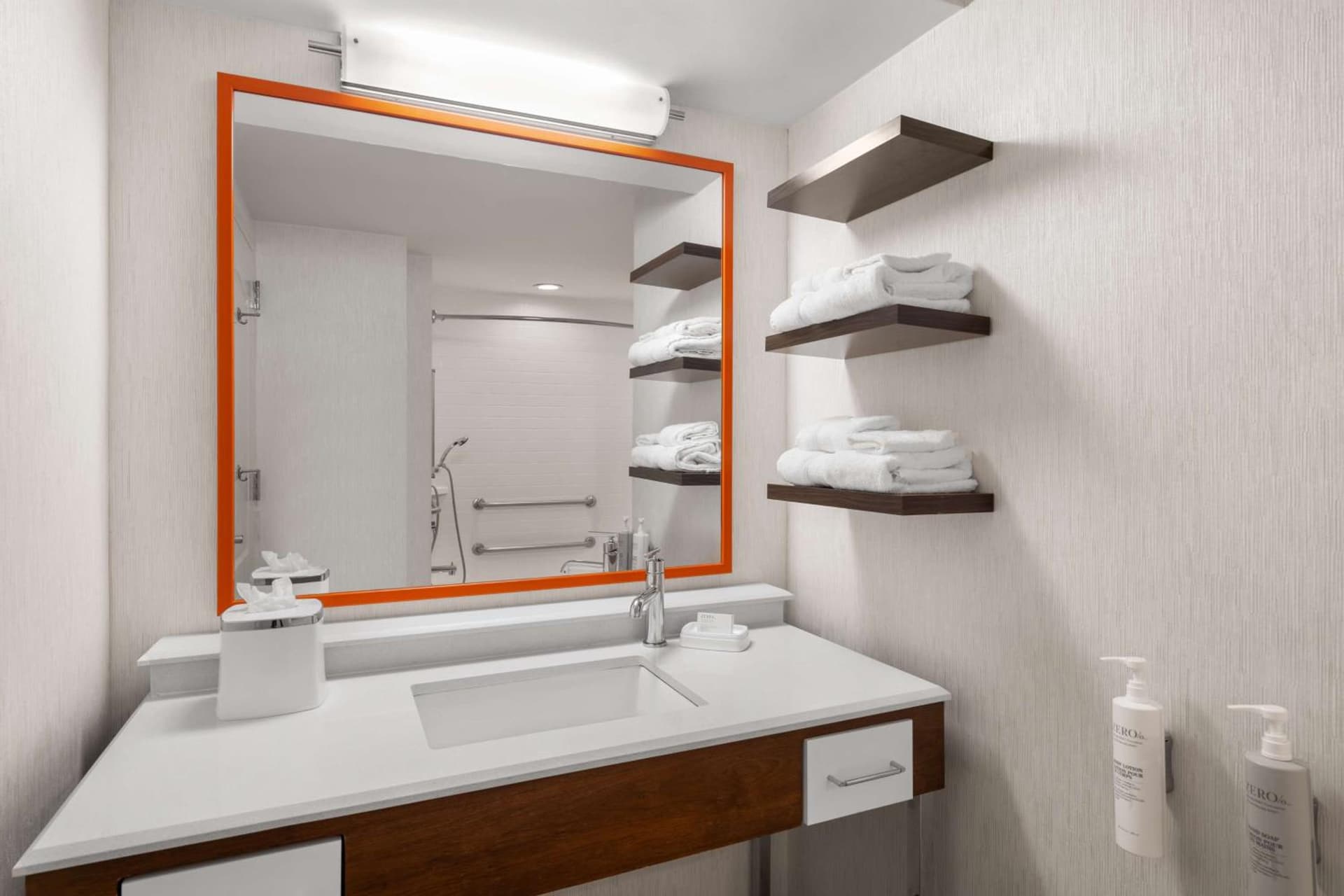 Hampton Inn Charleston North gallery photo in Charleston, SC — image 14