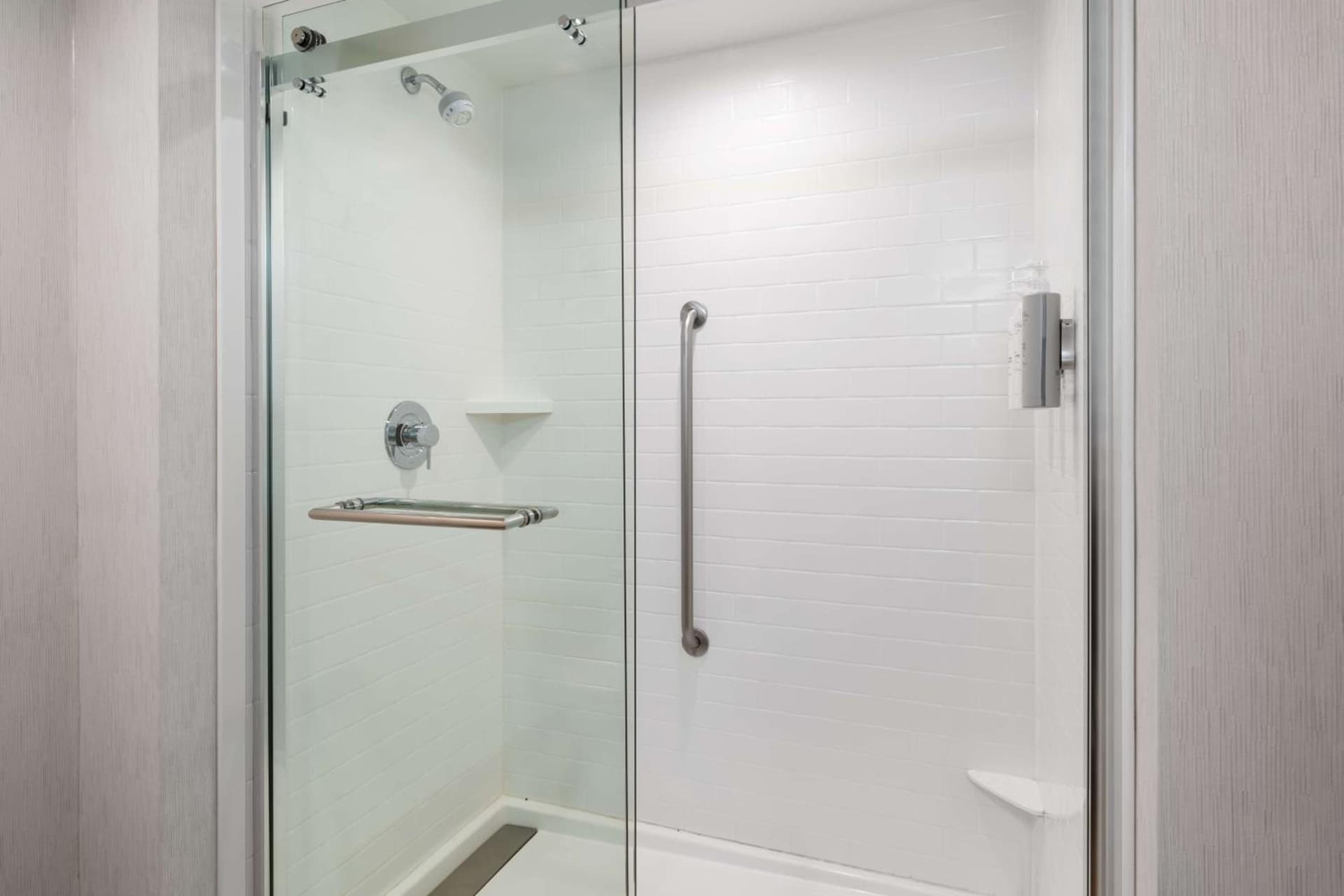 Hampton Inn Charleston North gallery photo in Charleston, SC — image 23