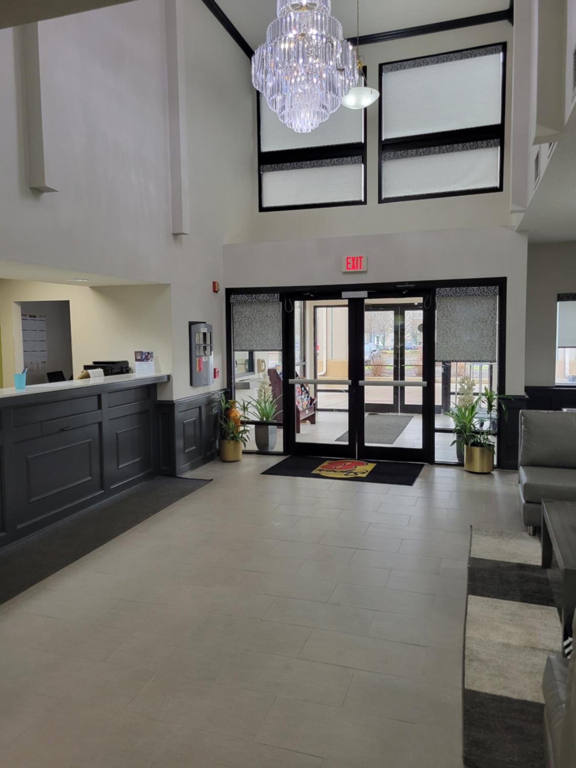 Super 8 by Wyndham Aurora/Naperville Area gallery photo in Aurora, IL — image 4