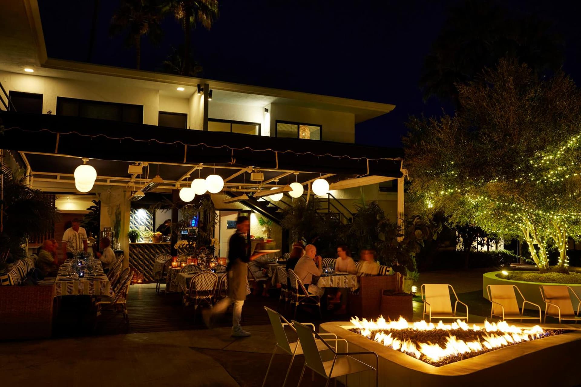 Holiday House Palm Springs gallery photo in Palm Springs, CA — image 14