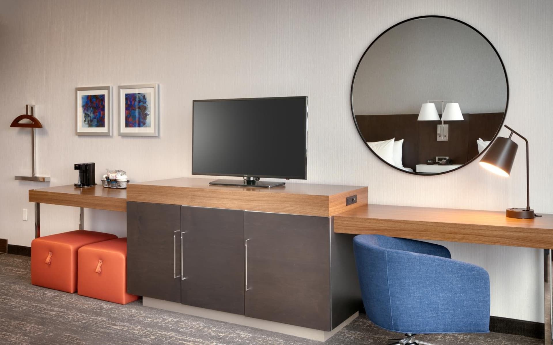 Hampton Inn & Suites Anaheim Resort Convention Center gallery photo in Anaheim, CA — image 18