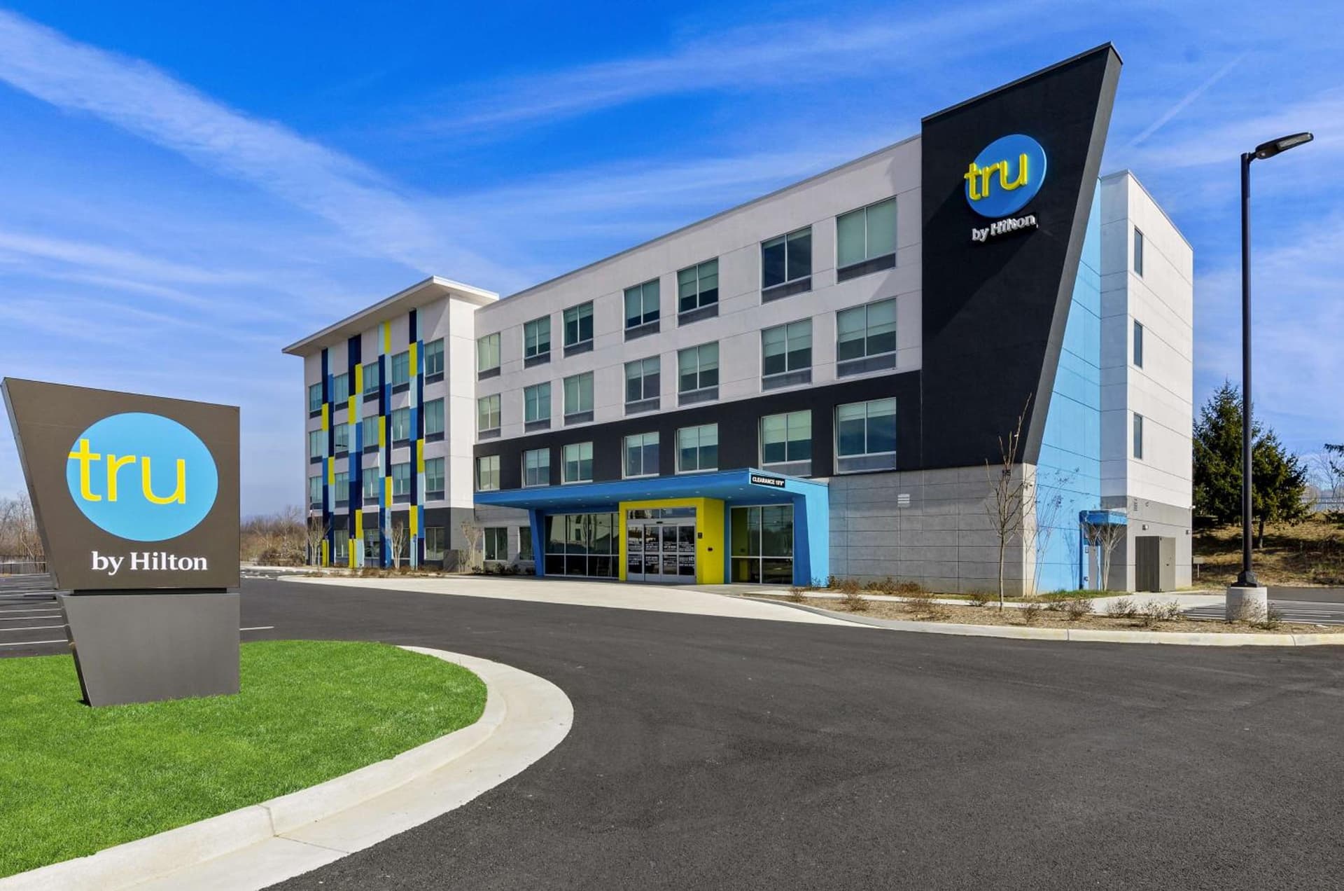Tru By Hilton Christiansburg featured exterior or lobby in Christiansburg, VA — similar hotel