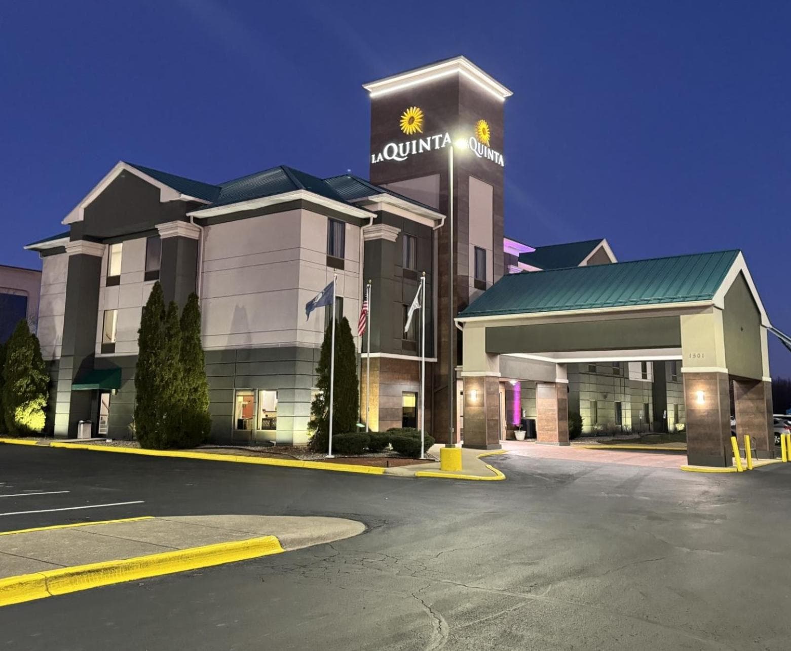 La Quinta Inn & Suites by Wyndham Louisville East gallery photo in Louisville, KY — image 49