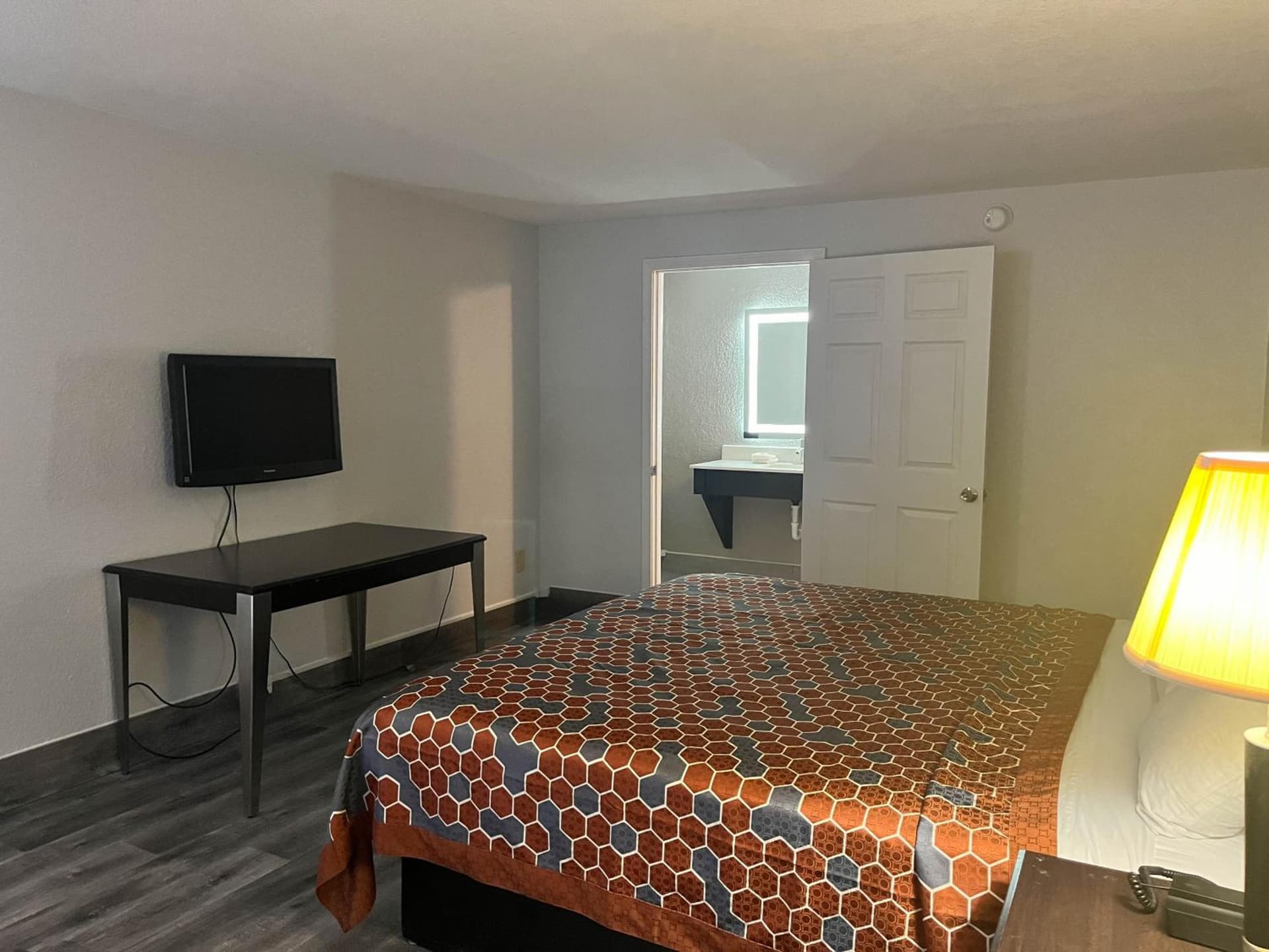 Motel 6 Spartanburg, SC Northwest Business 85 gallery photo in Spartanburg, SC — image 23