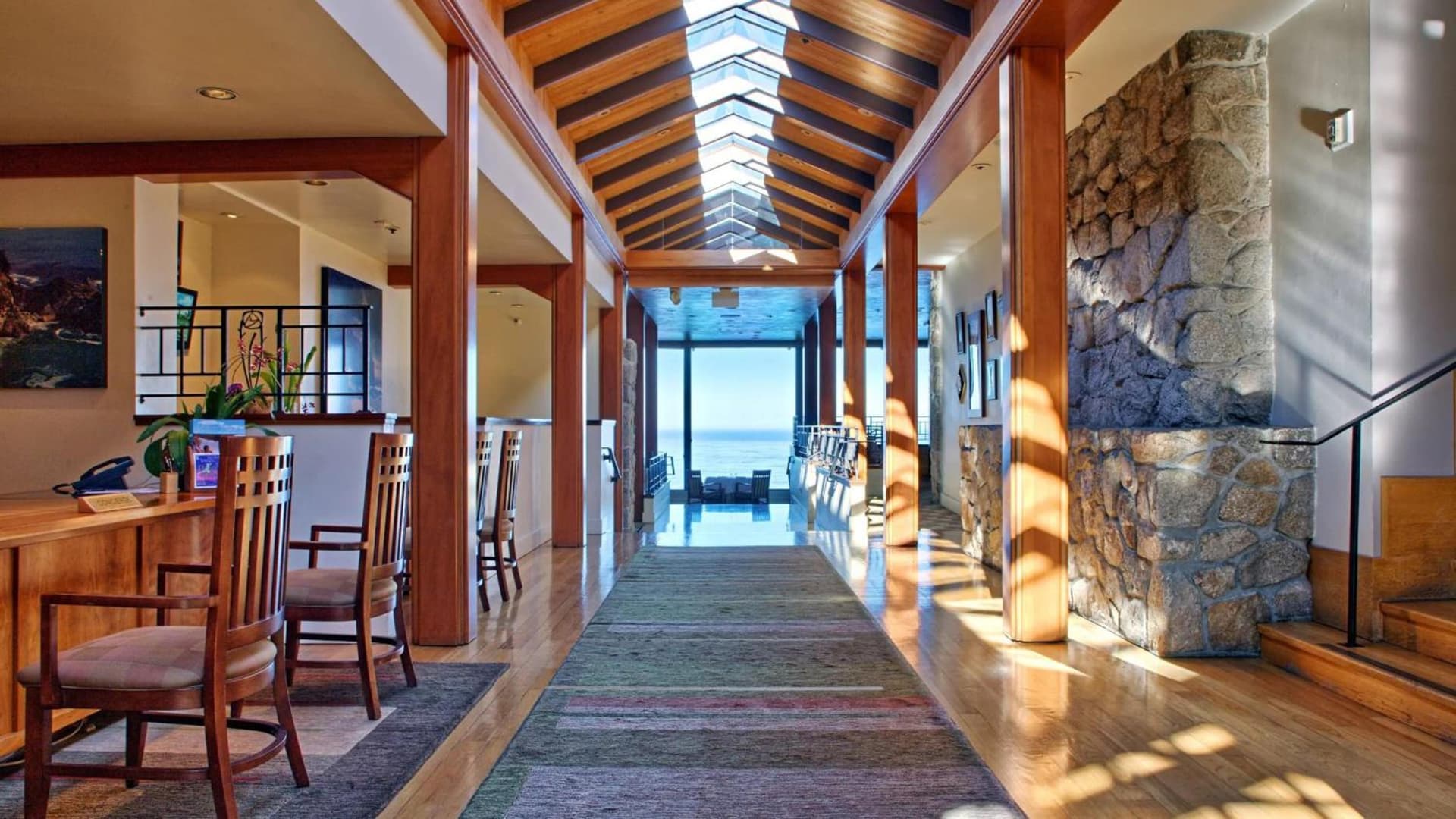Hyatt Vacation Club At Highlands Inn interior in Carmel, CA — gallery photo 2