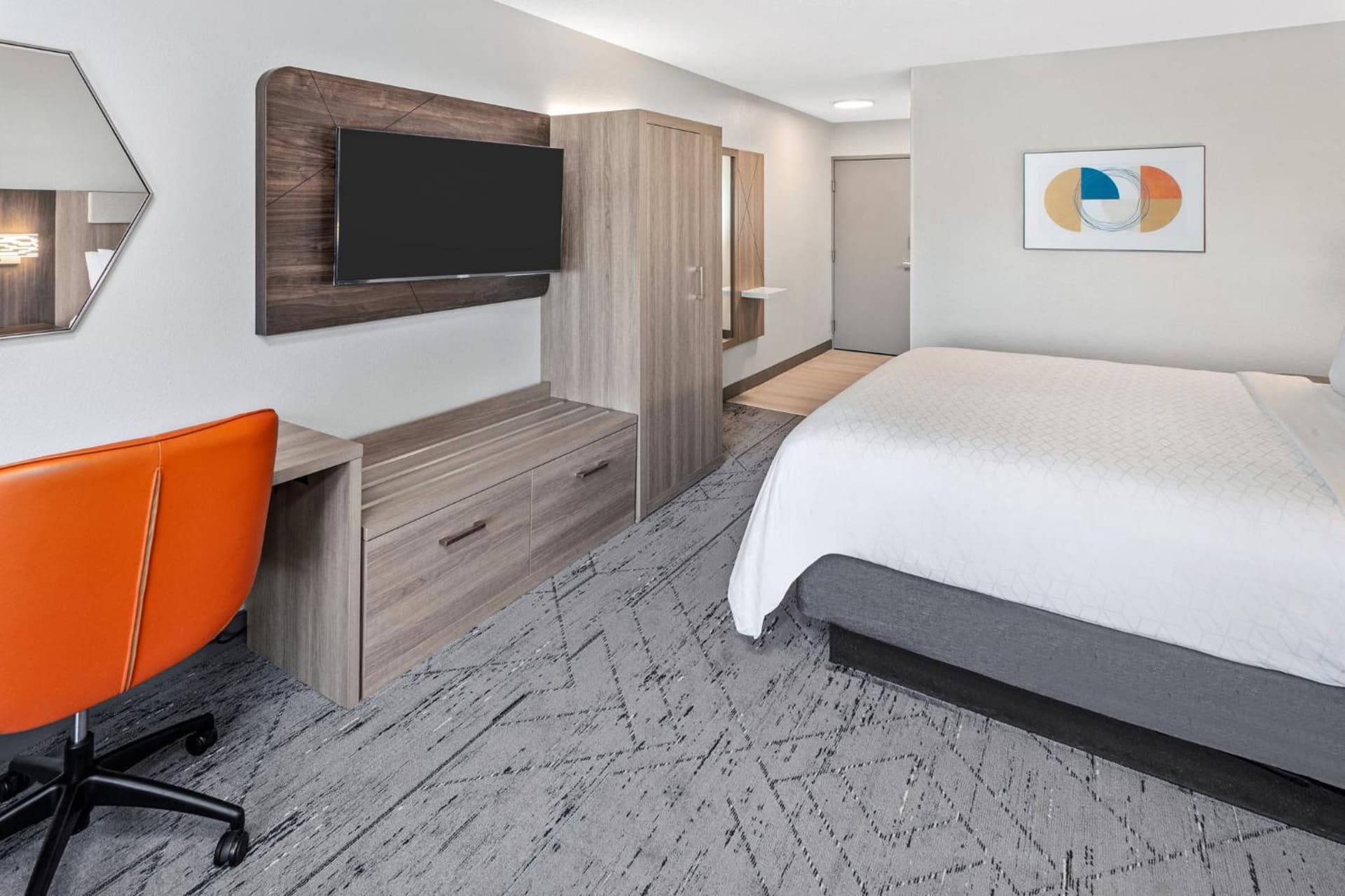 Holiday Inn Express Hotel & Suites Chicago-Algonquin by IHG gallery photo in Algonquin, IL — image 29