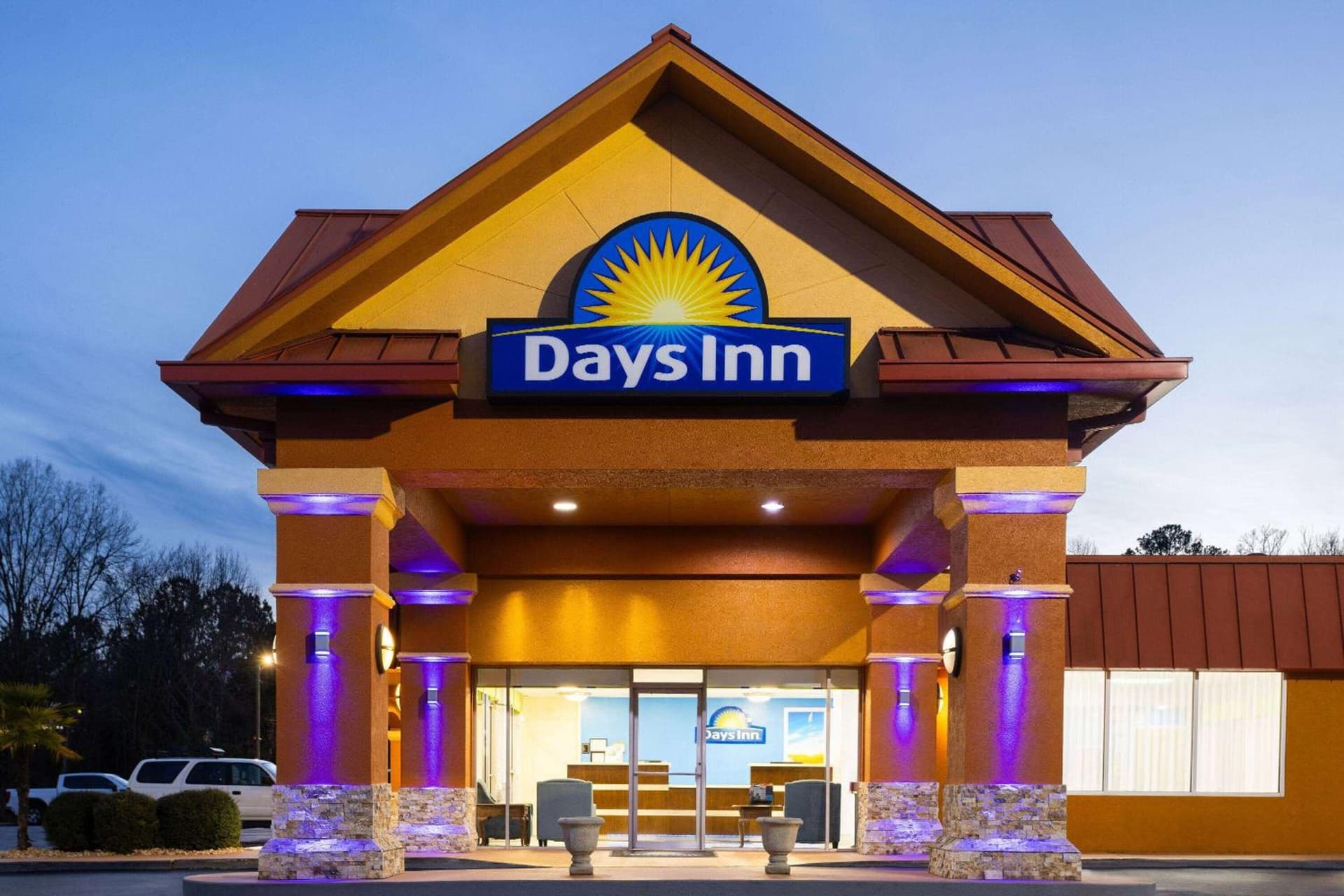 Days Inn by Wyndham Forsyth property views in Forsyth, GA — gallery photo 3