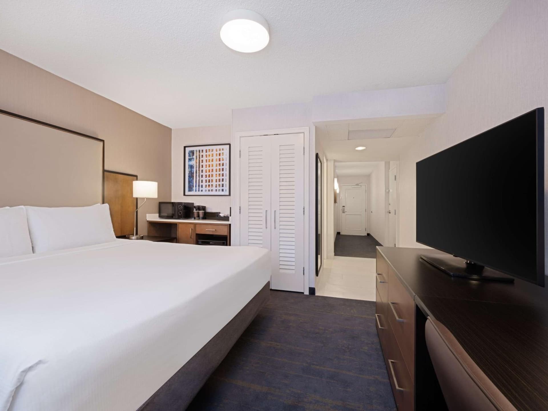 Embassy Suites Chicago - Downtown River North gallery photo in Chicago, IL — image 25