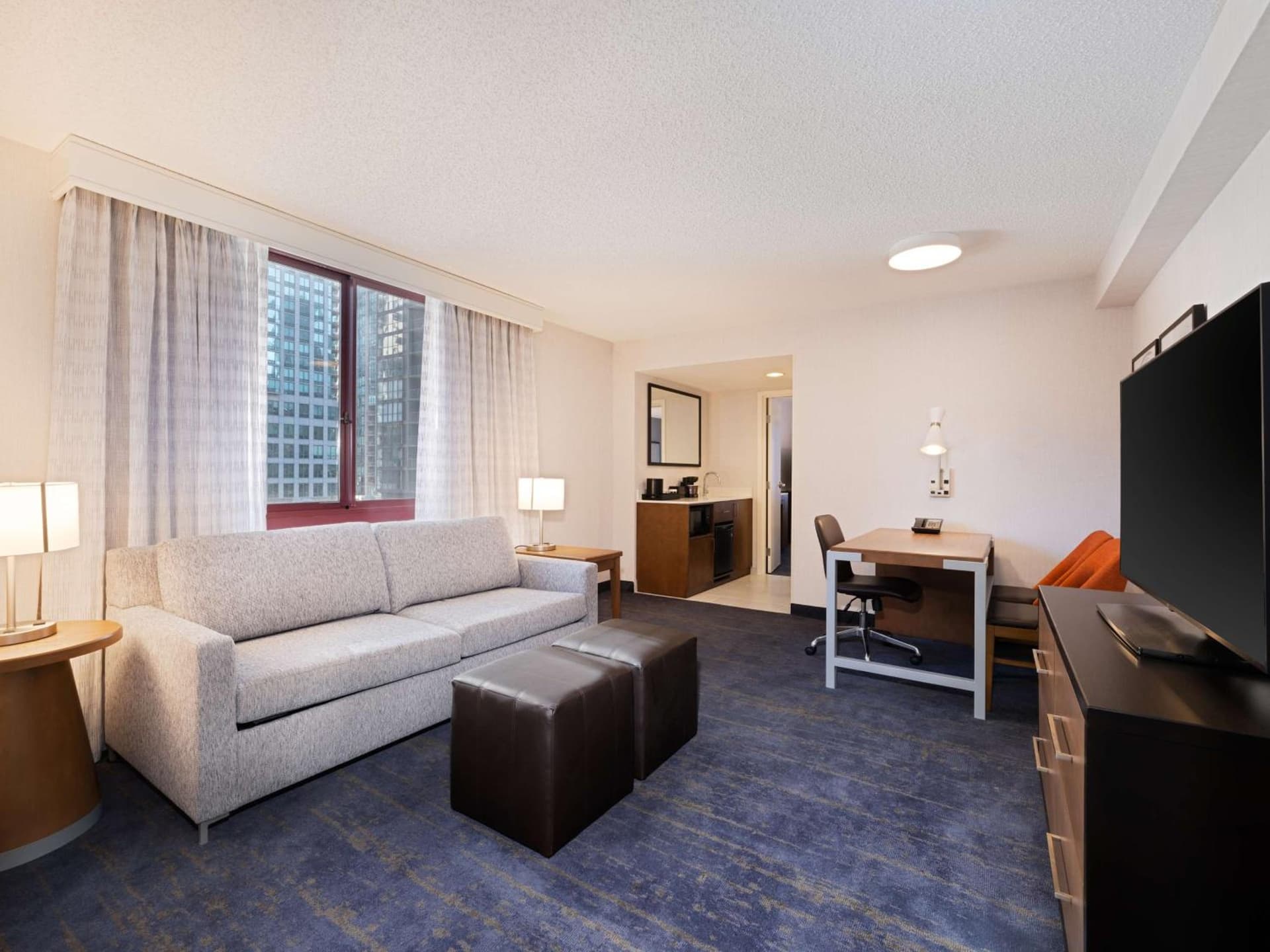Embassy Suites Chicago - Downtown River North gallery photo in Chicago, IL — image 52