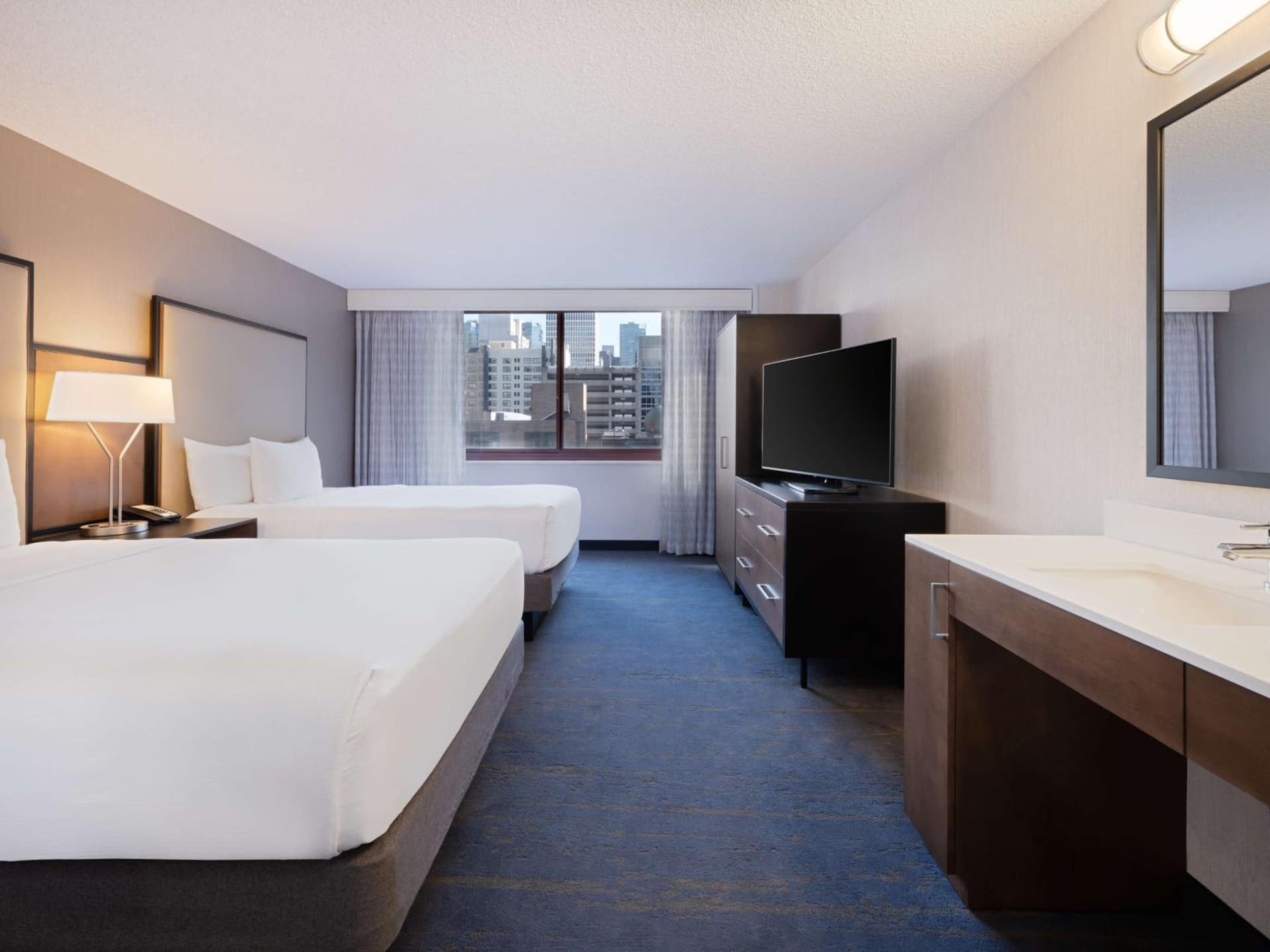 Embassy Suites Chicago - Downtown River North gallery photo in Chicago, IL — image 44