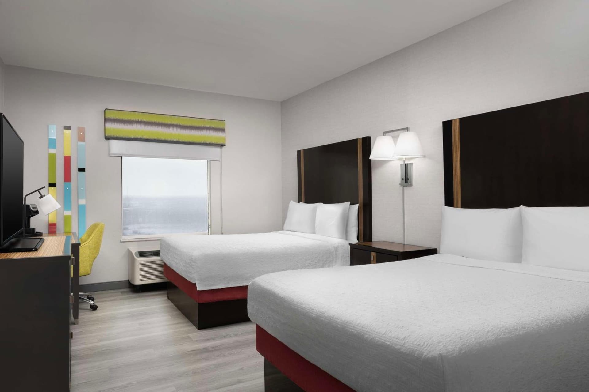 Hampton Inn & Suites El Paso/East interior in El Paso, TX — gallery photo 2