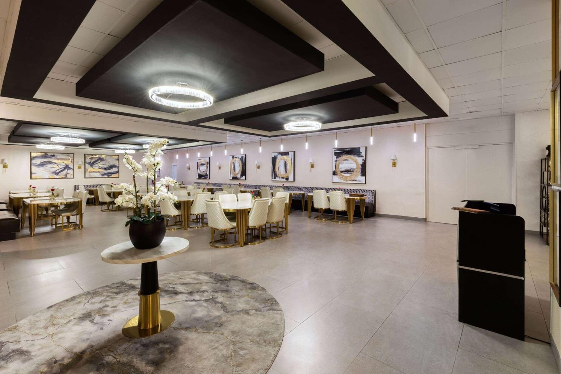 Wyndham DFW Airport gallery photo in Irving, TX — image 11