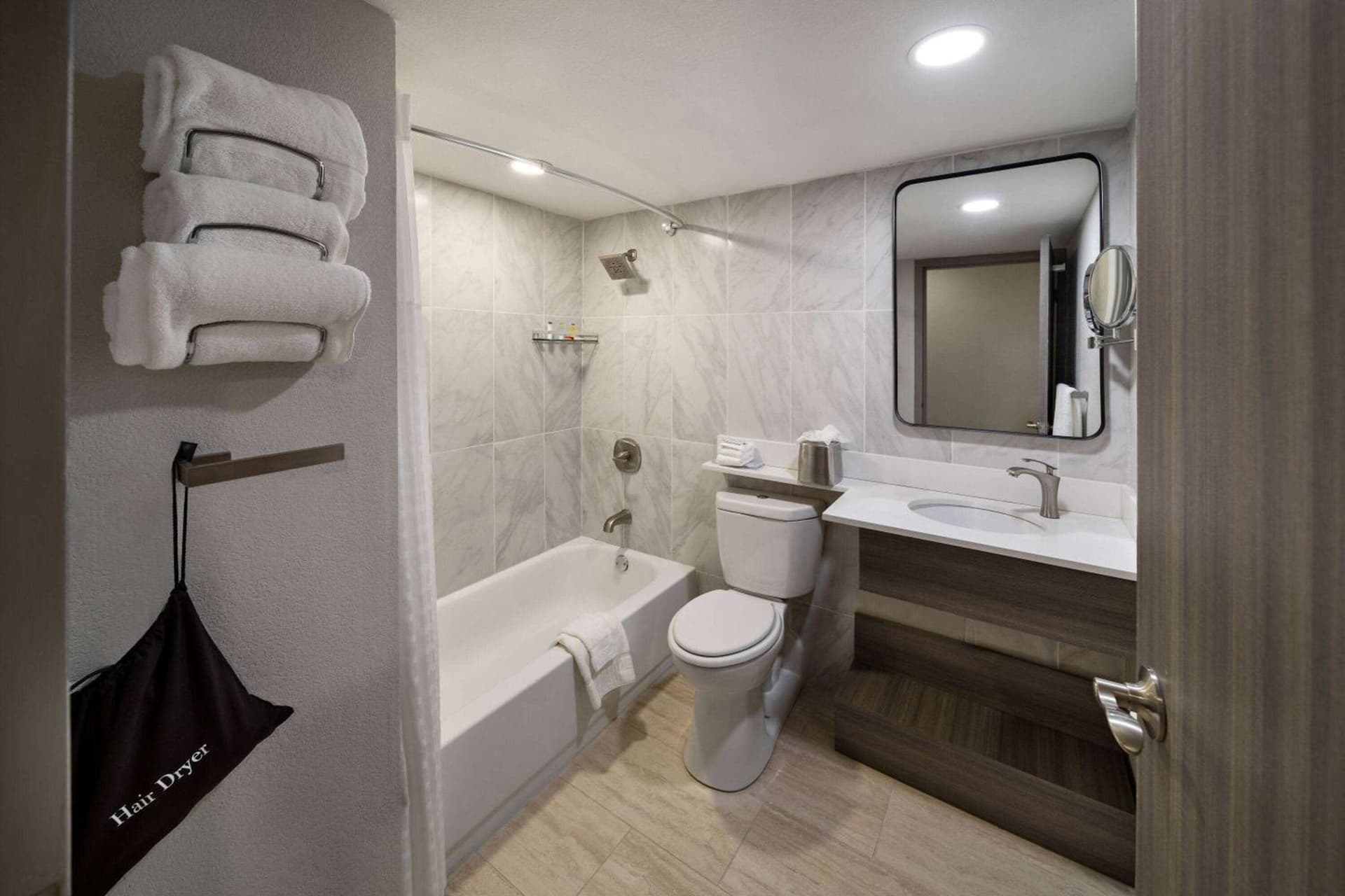 Wyndham DFW Airport gallery photo in Irving, TX — image 30