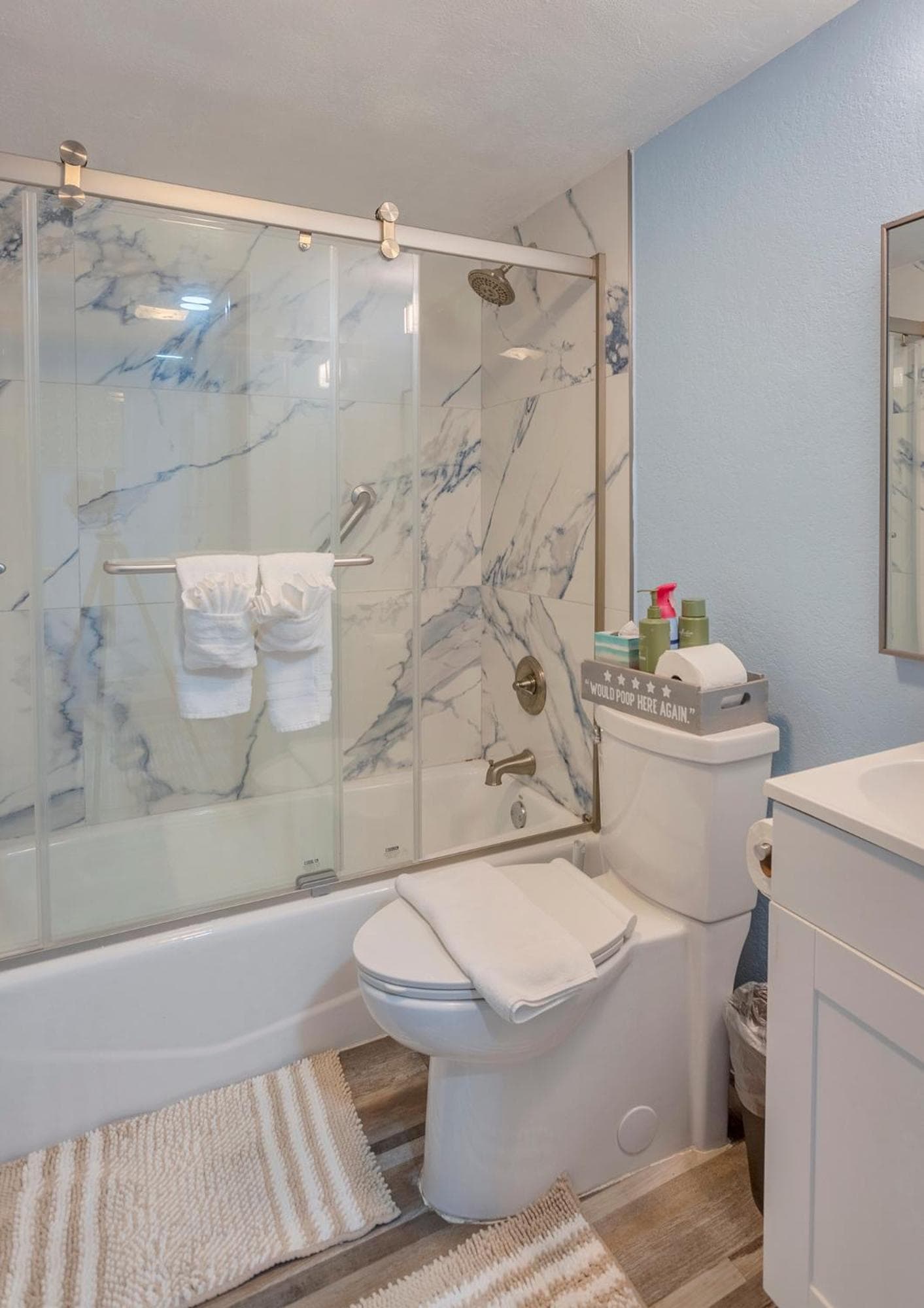 TAMPA BAY, BEACH step away, WIFI, FREE PARKING,POOLS, JACUZZI gallery photo in Ruskin, FL — image 27