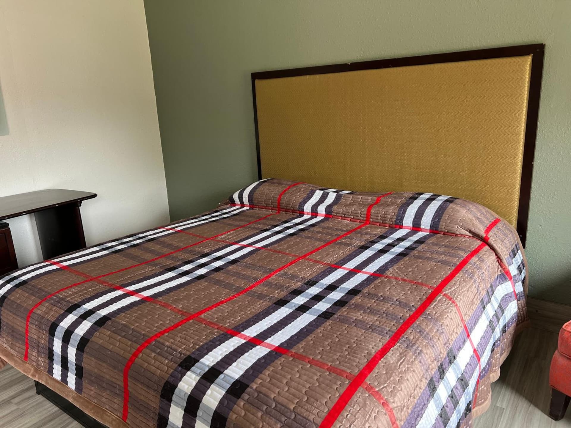 Comfort stay inn property views in Quincy, FL — gallery photo 3