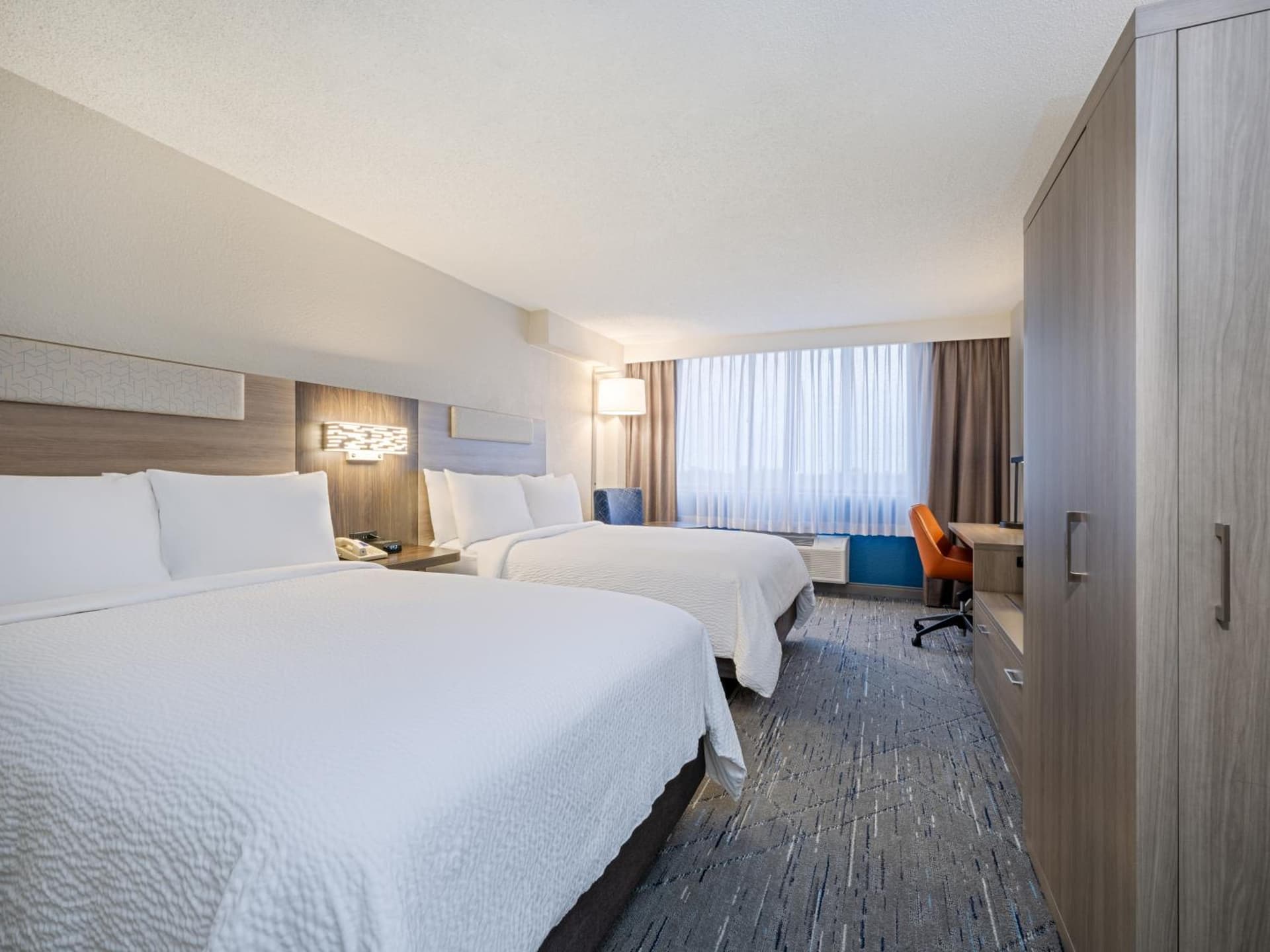 Holiday Inn Express Hotel & Suites Ft. Lauderdale-Plantation by IHG property views in Plantation, FL — gallery photo 3