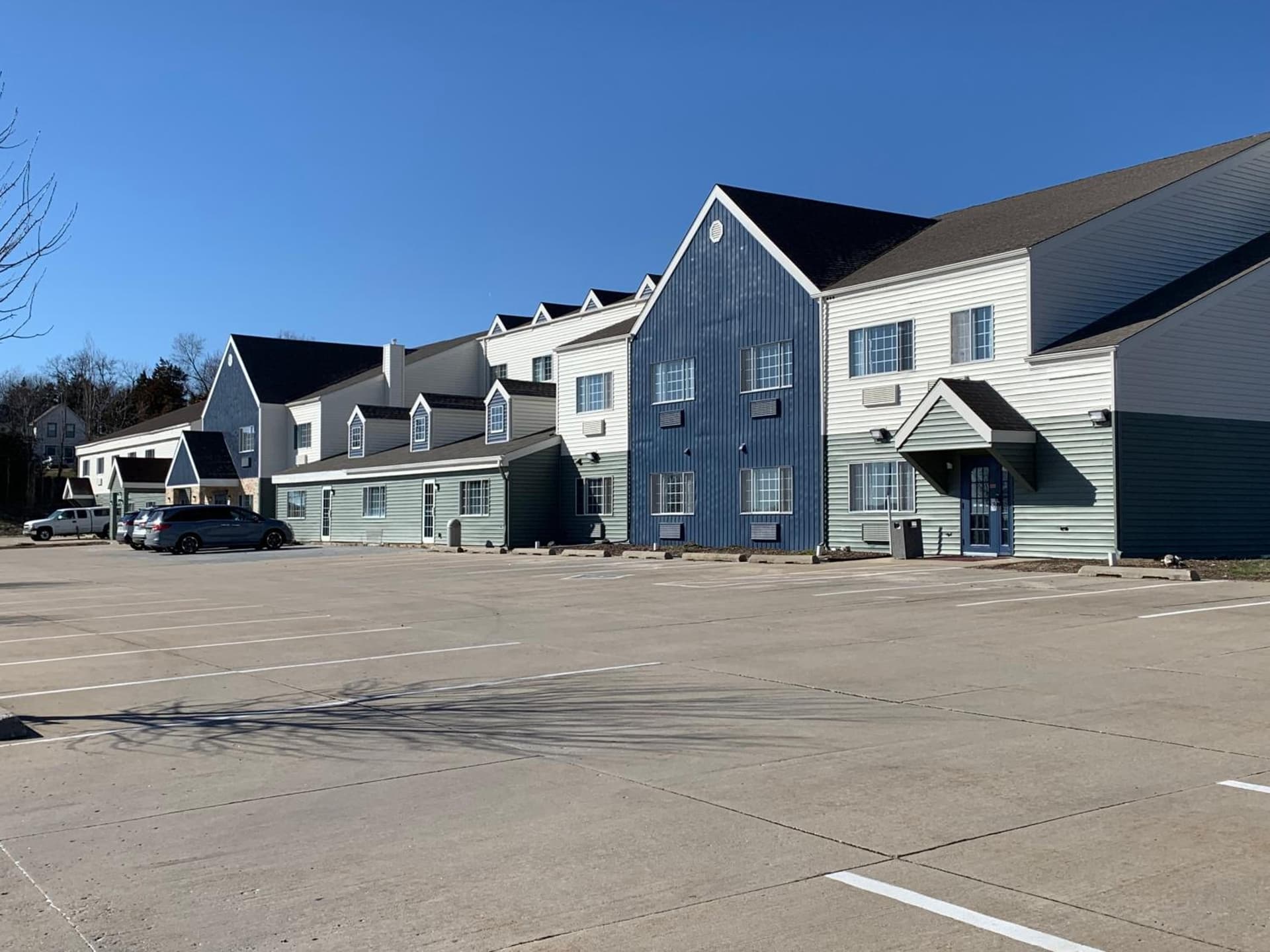 Days Inn & Suites by Wyndham Williamsburg IA North featured exterior or lobby in Williamsburg, IA — similar hotel