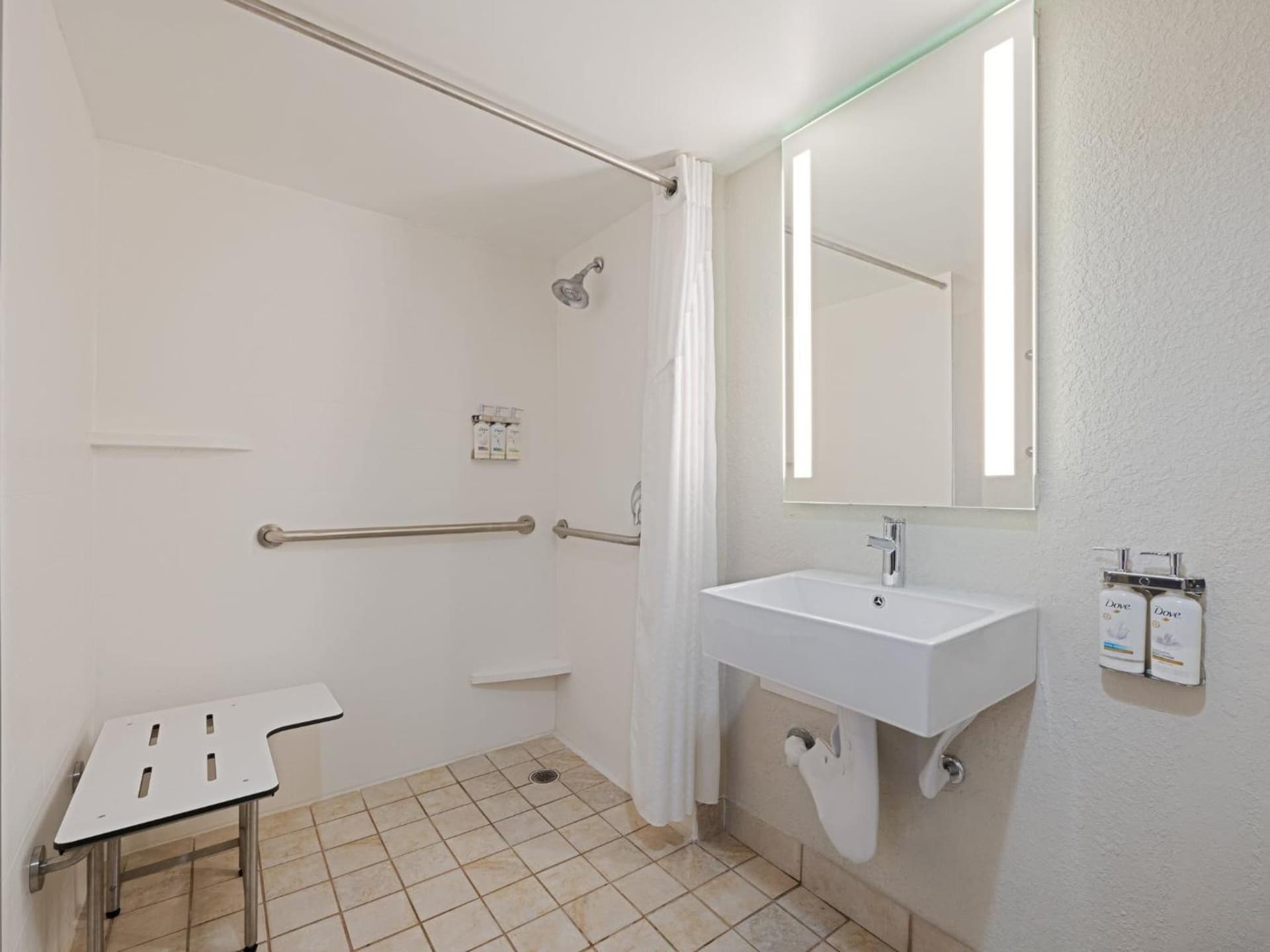 Holiday Inn Express Hotel & Suites Ft. Lauderdale-Plantation by IHG gallery photo in Plantation, FL — image 100