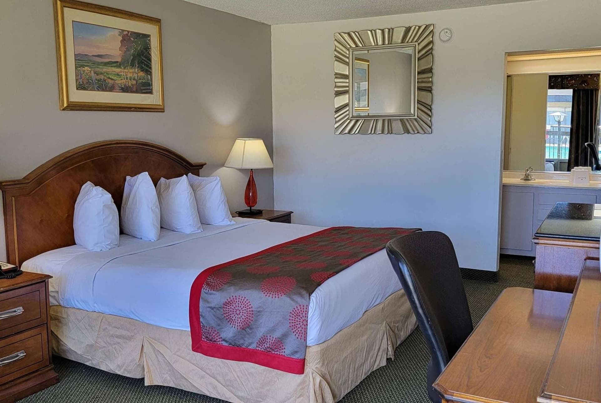 Ramada by Wyndham & Suites Warner Robins interior in Warner Robins, GA — gallery photo 2