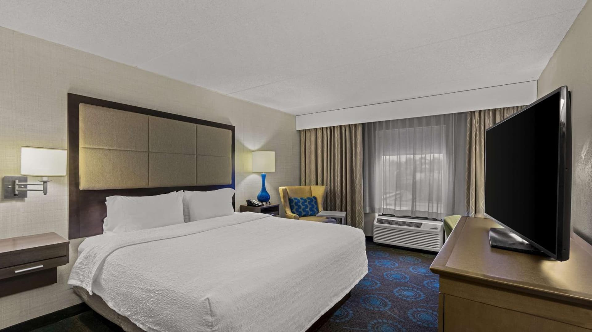 Hampton Inn Bloomington gallery photo in Bloomington, IN — image 36