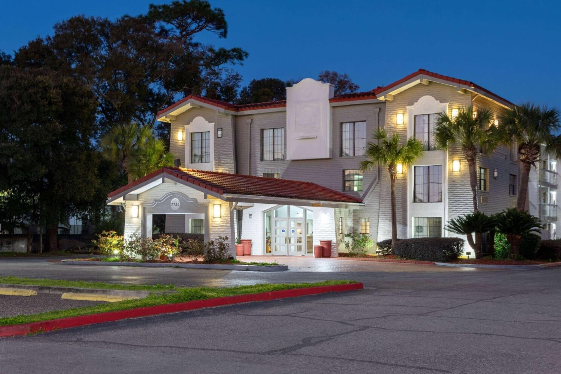 La Quinta Inn by Wyndham Pensacola exterior or lobby in Pensacola, FL — main listing photo