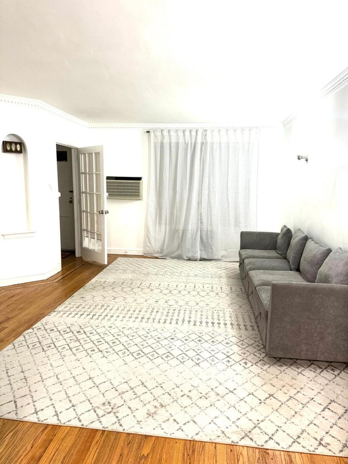 Stay Rego Park property views in Rego Park — gallery photo 3