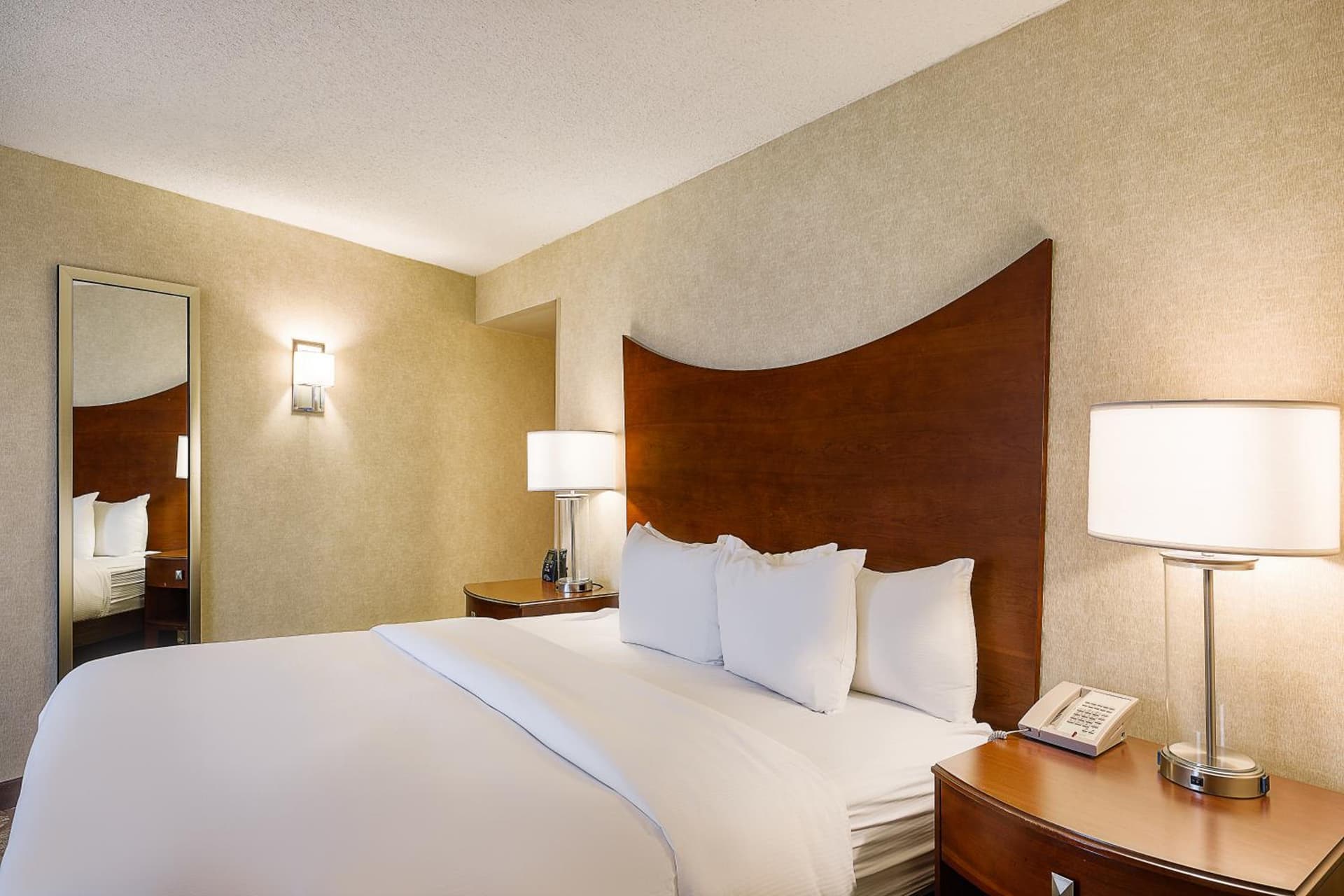 DoubleTree by Hilton Johnson City gallery photo in Johnson City, TN — image 31
