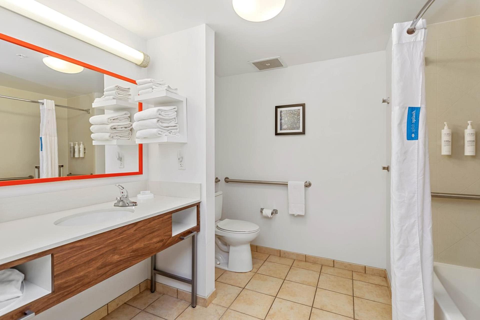 Hampton Inn & Suites Orlando-Apopka property views in Orlando, FL — gallery photo 3