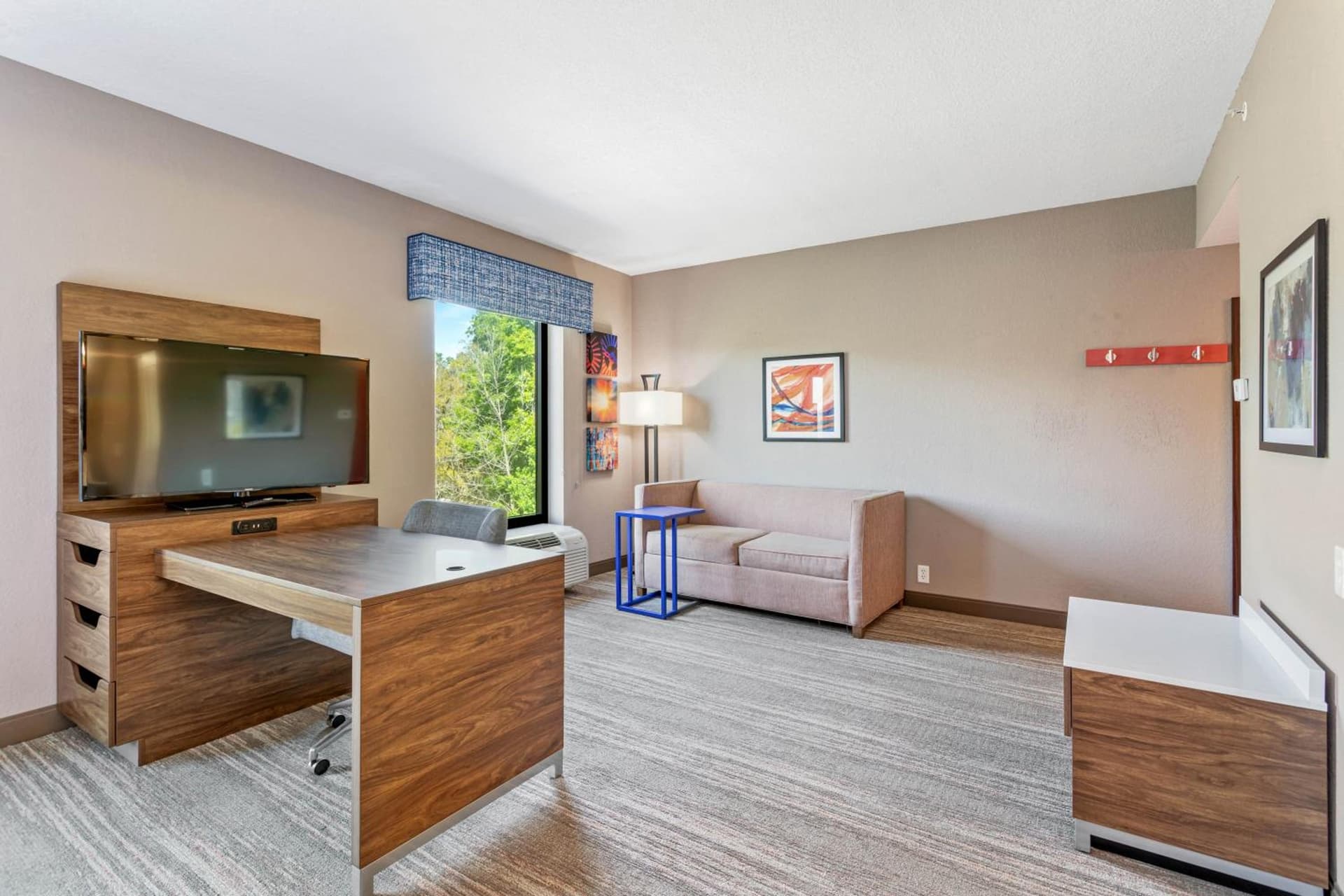 Hampton Inn & Suites Orlando-Apopka gallery photo in Orlando, FL — image 71