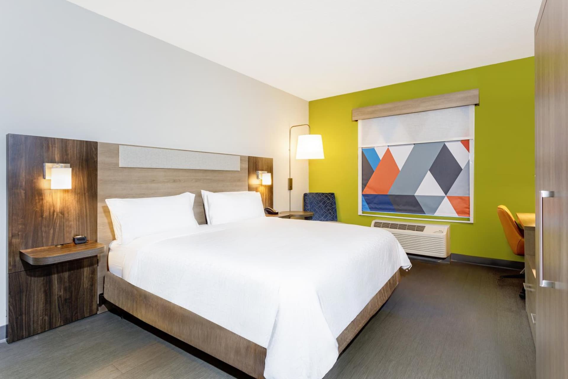 Holiday Inn Express & Suites Jacksonville - Atlantic Beach by IHG interior in Jacksonville, FL — gallery photo 2