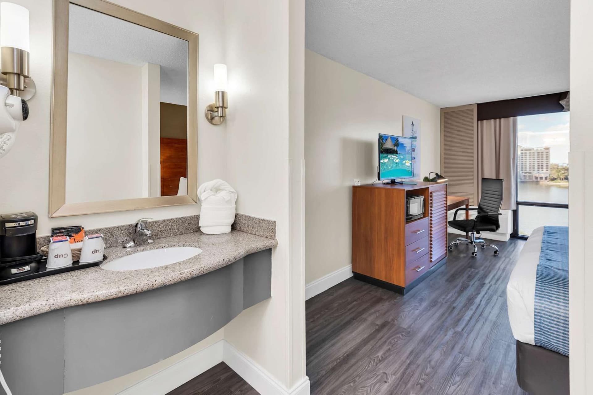 Best Western Orlando Gateway Hotel gallery photo in Orlando, FL — image 15