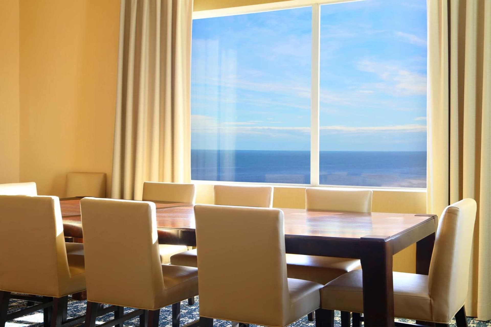 Hilton Suites Ocean City Oceanfront gallery photo in Ocean City, MD — image 55