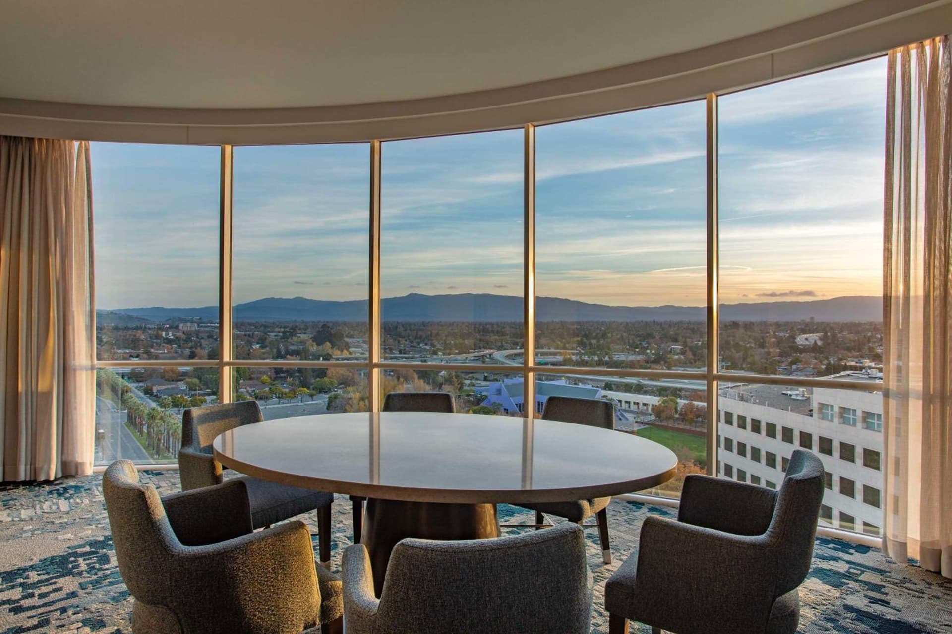 Hilton San Jose gallery photo in San Jose, CA — image 91