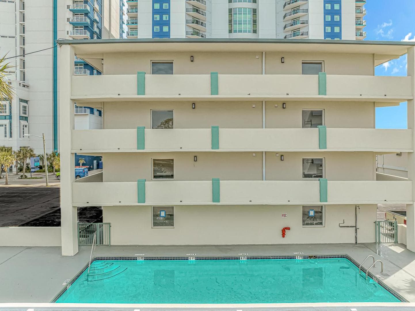 Fifth and Ocean property views in Myrtle Beach, SC — gallery photo 3