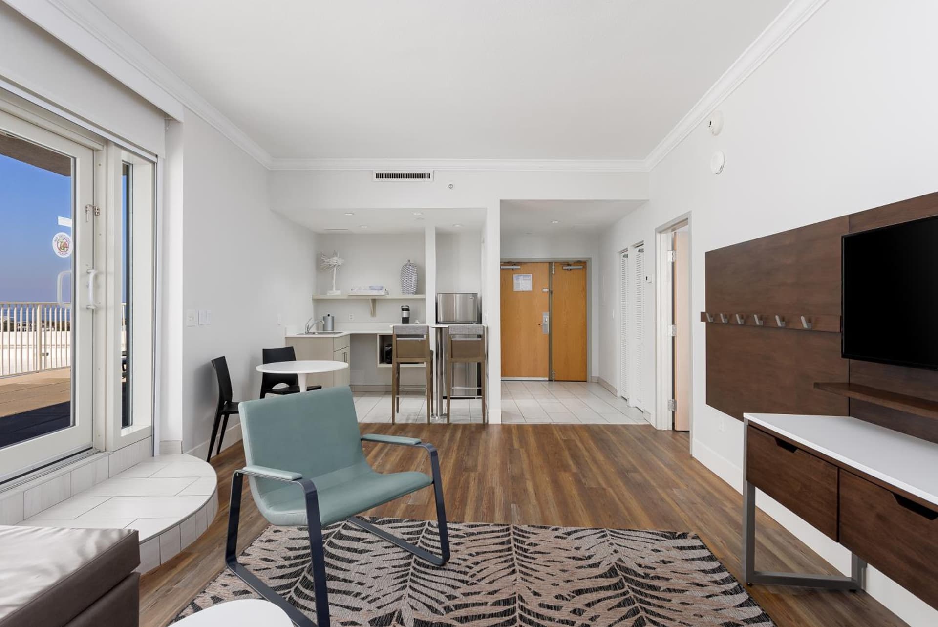Holiday Inn Express Pensacola Beach by IHG gallery photo in Pensacola Beach, FL — image 83