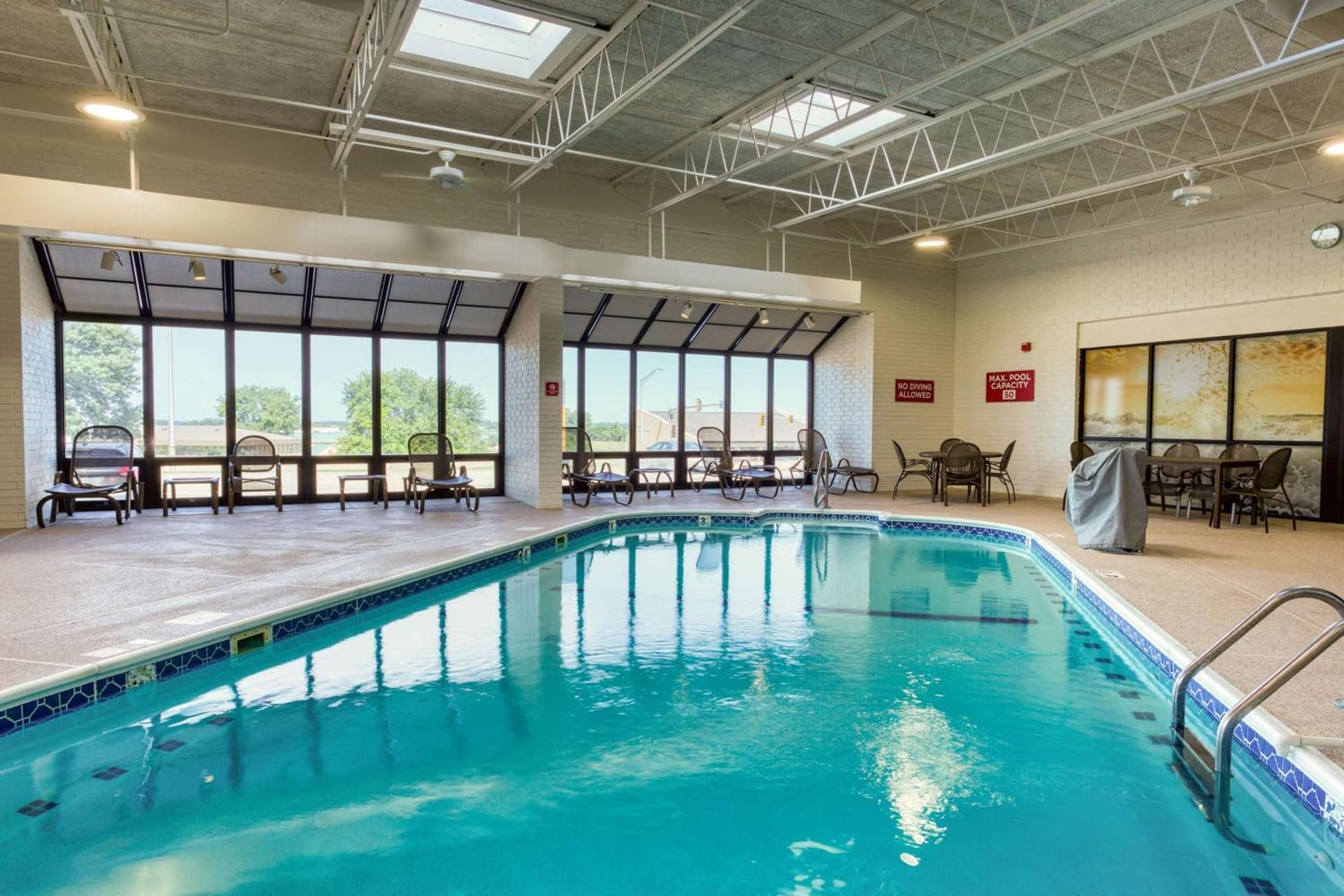 Drury Inn and Suites St Louis Collinsville gallery photo in Collinsville, IL — image 22