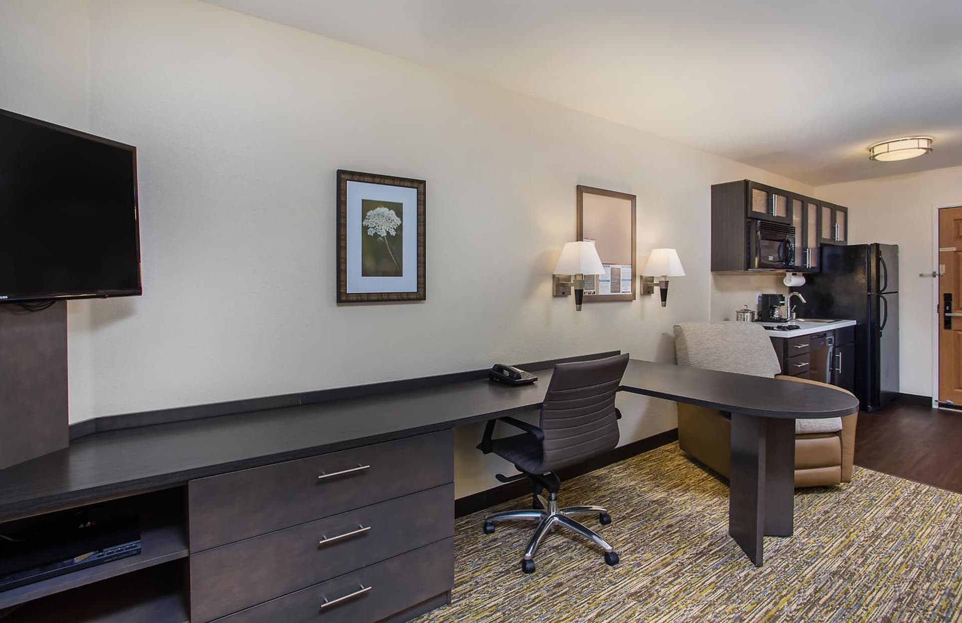 Candlewood Suites Bowling Green by IHG gallery photo in Bowling Green, KY — image 26