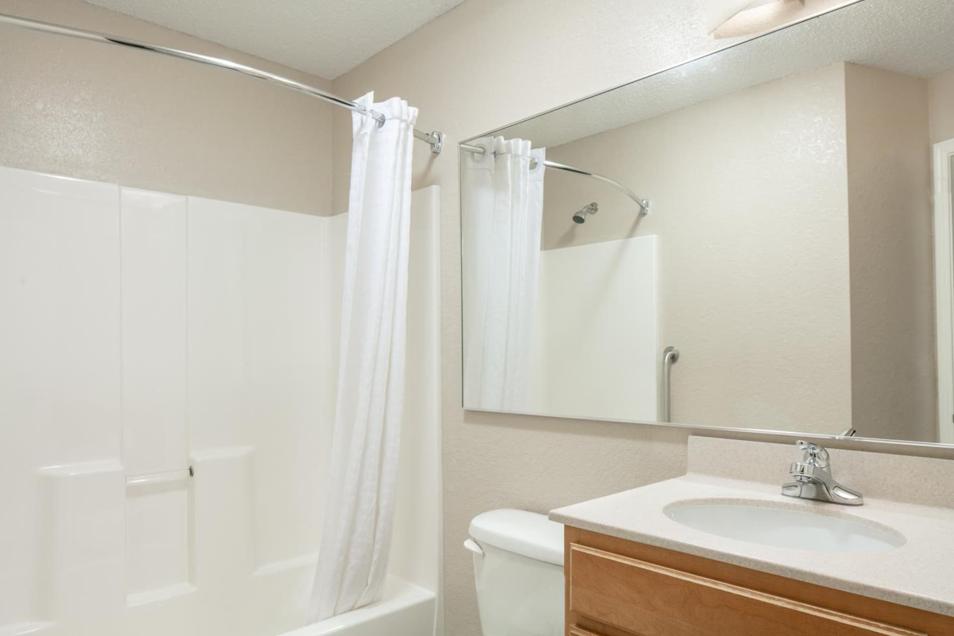 Candlewood Suites Kenosha - Pleasant Prairie by IHG gallery photo in Pleasant Prairie, WI — image 34