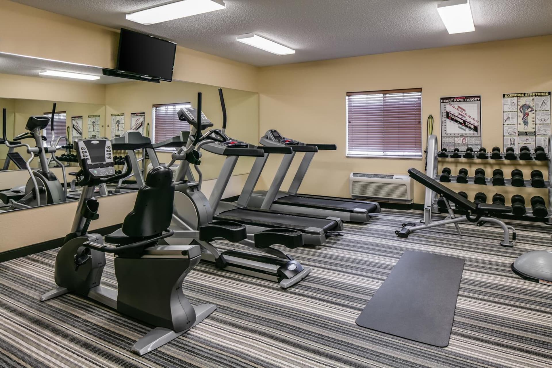 Candlewood Suites Kenosha - Pleasant Prairie by IHG gallery photo in Pleasant Prairie, WI — image 19