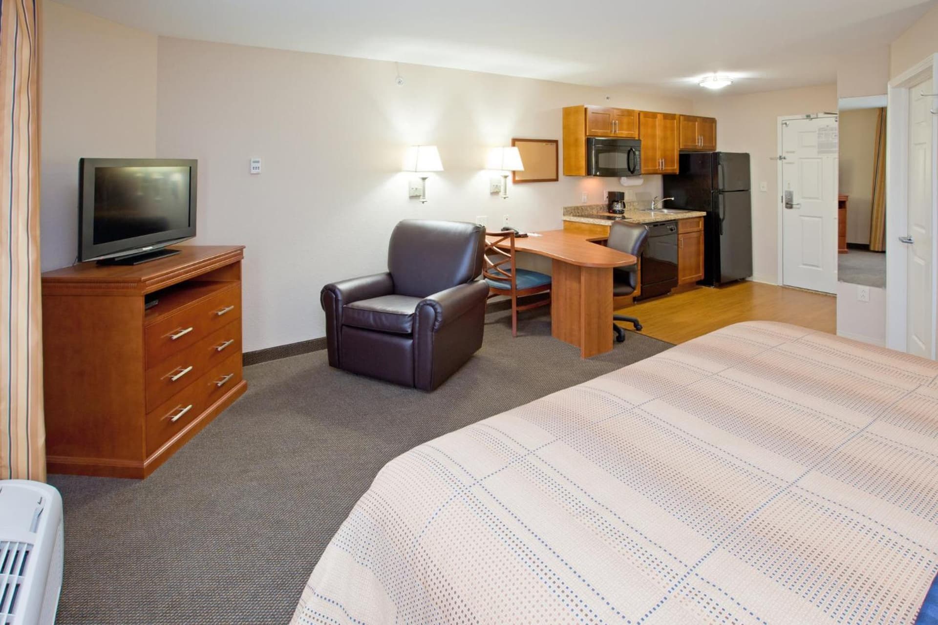 Candlewood Suites Indianapolis East by IHG property views in Indianapolis, IN — gallery photo 3