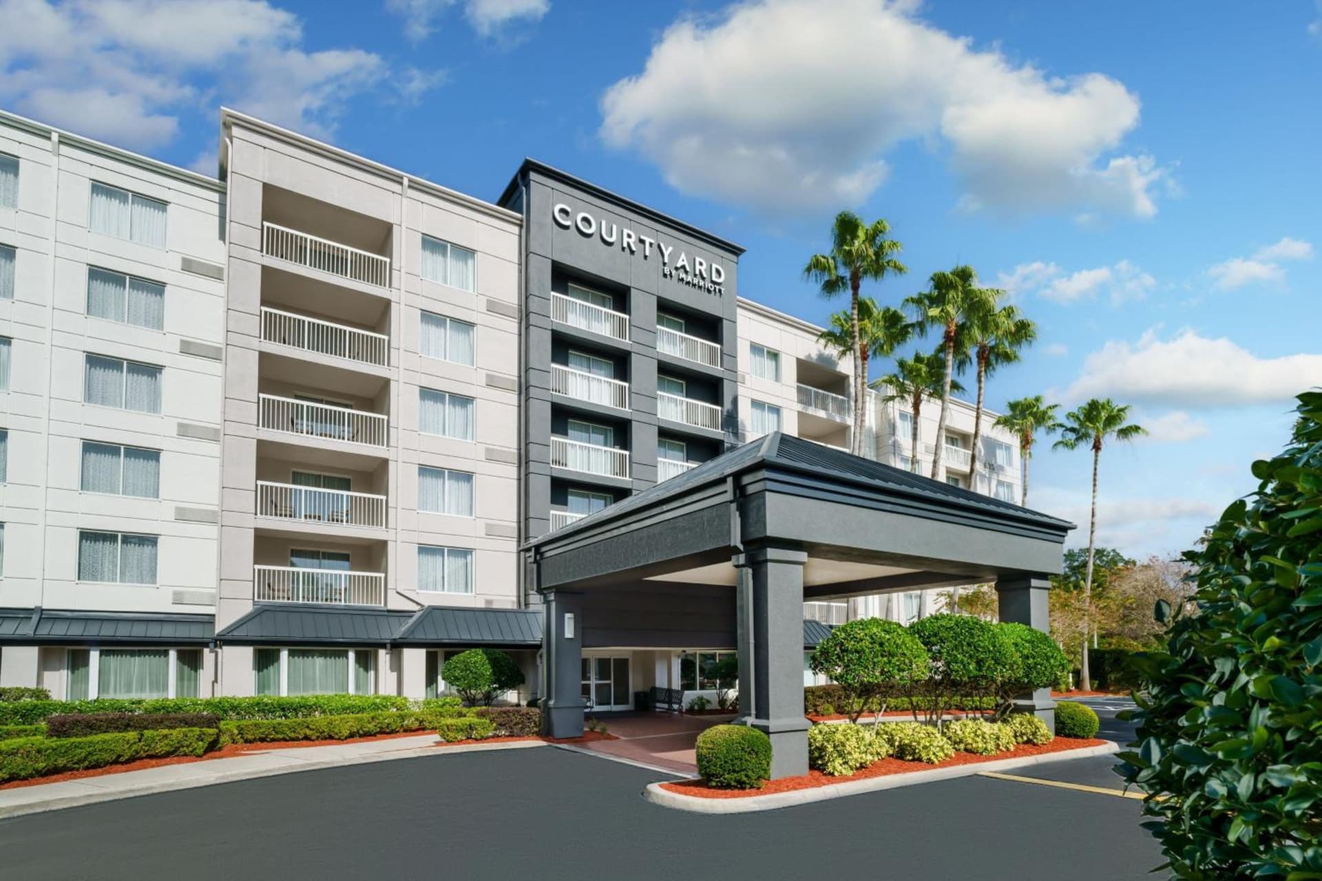 Courtyard by Marriott Orlando Downtown exterior or lobby in Orlando, FL — main listing photo