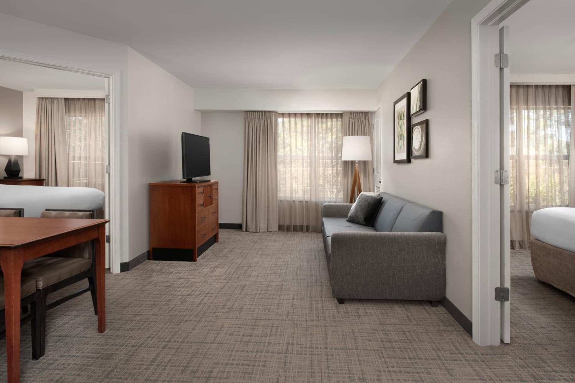 Residence Inn by Marriott Fayetteville Cross Creek gallery photo in Fayetteville, NC — image 9