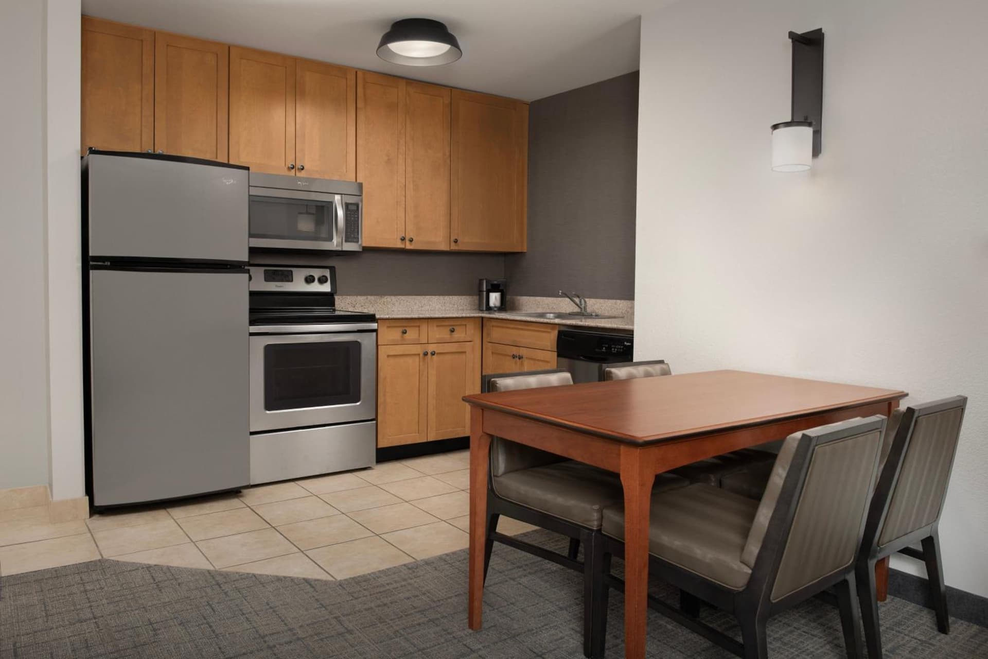 Residence Inn by Marriott Fayetteville Cross Creek gallery photo in Fayetteville, NC — image 17
