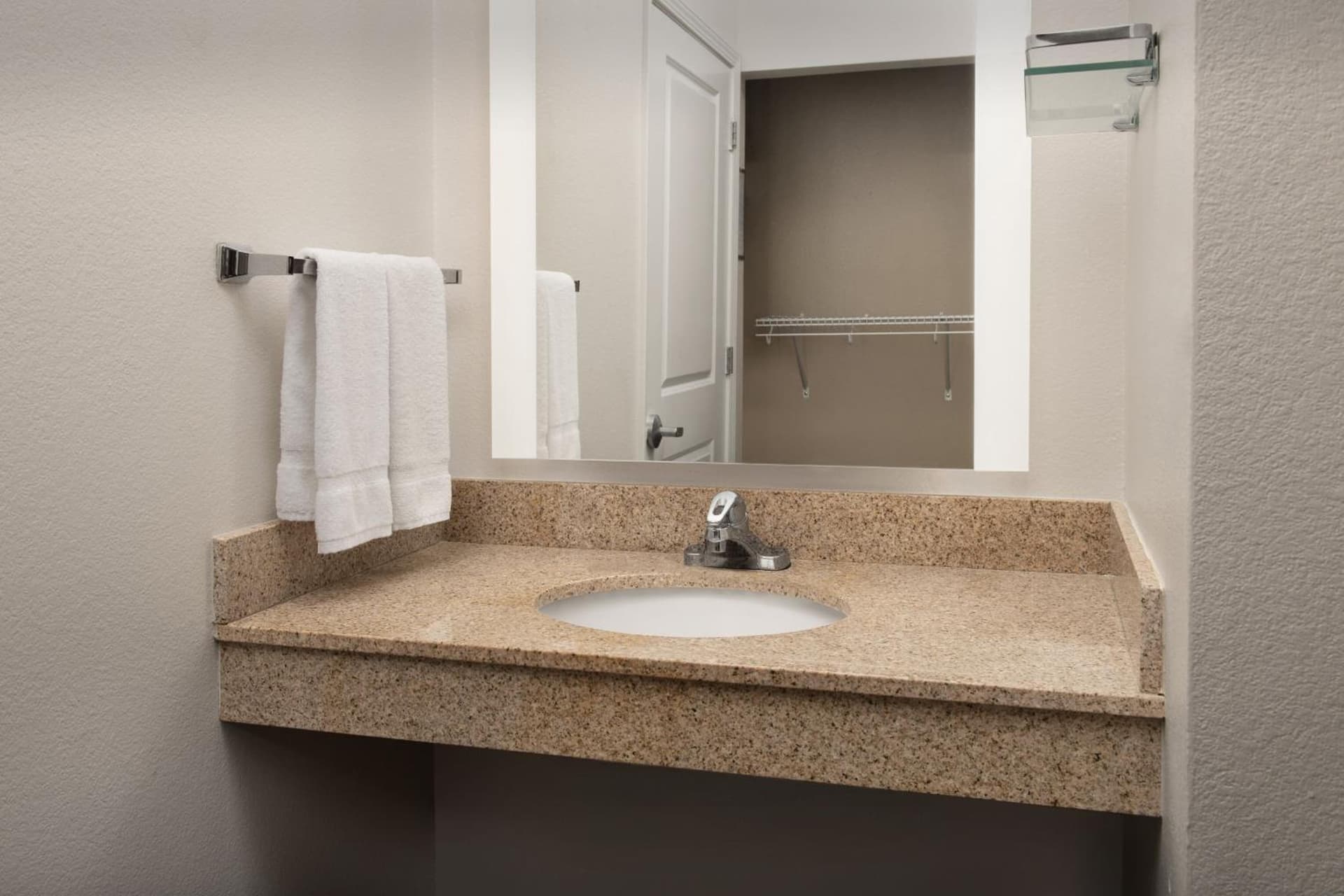 Residence Inn by Marriott Fayetteville Cross Creek gallery photo in Fayetteville, NC — image 14