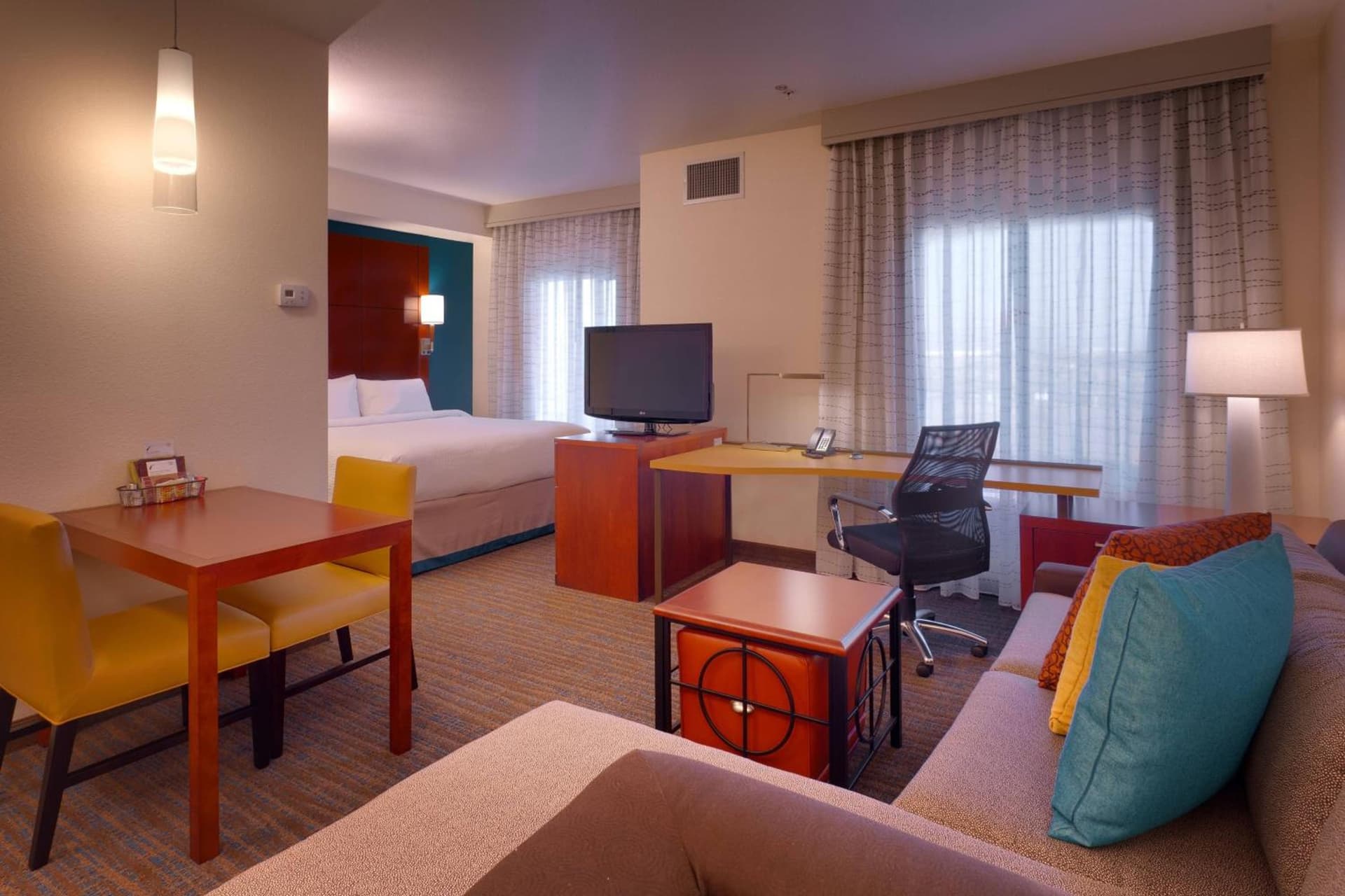 Residence Inn by Marriott Phoenix Gilbert gallery photo in Gilbert, AZ — image 12