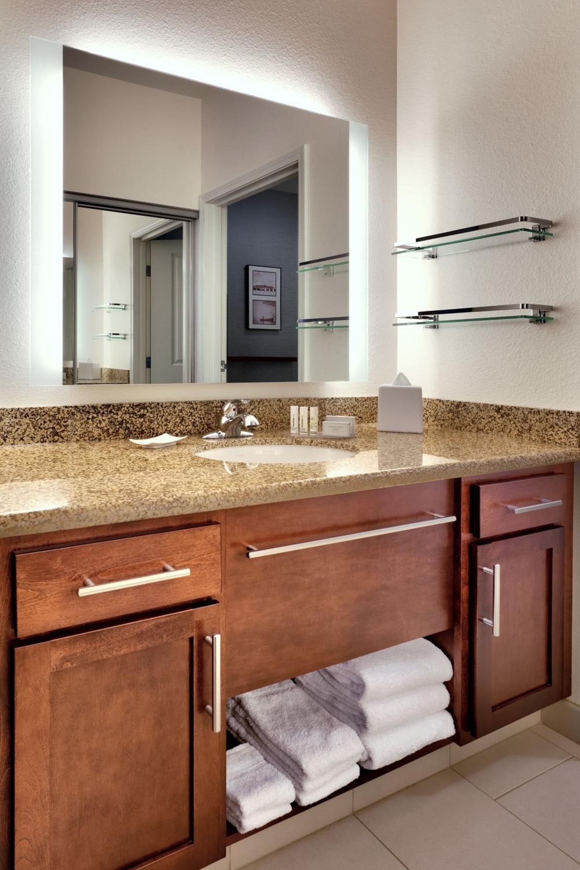 Residence Inn by Marriott Phoenix Gilbert gallery photo in Gilbert, AZ — image 16